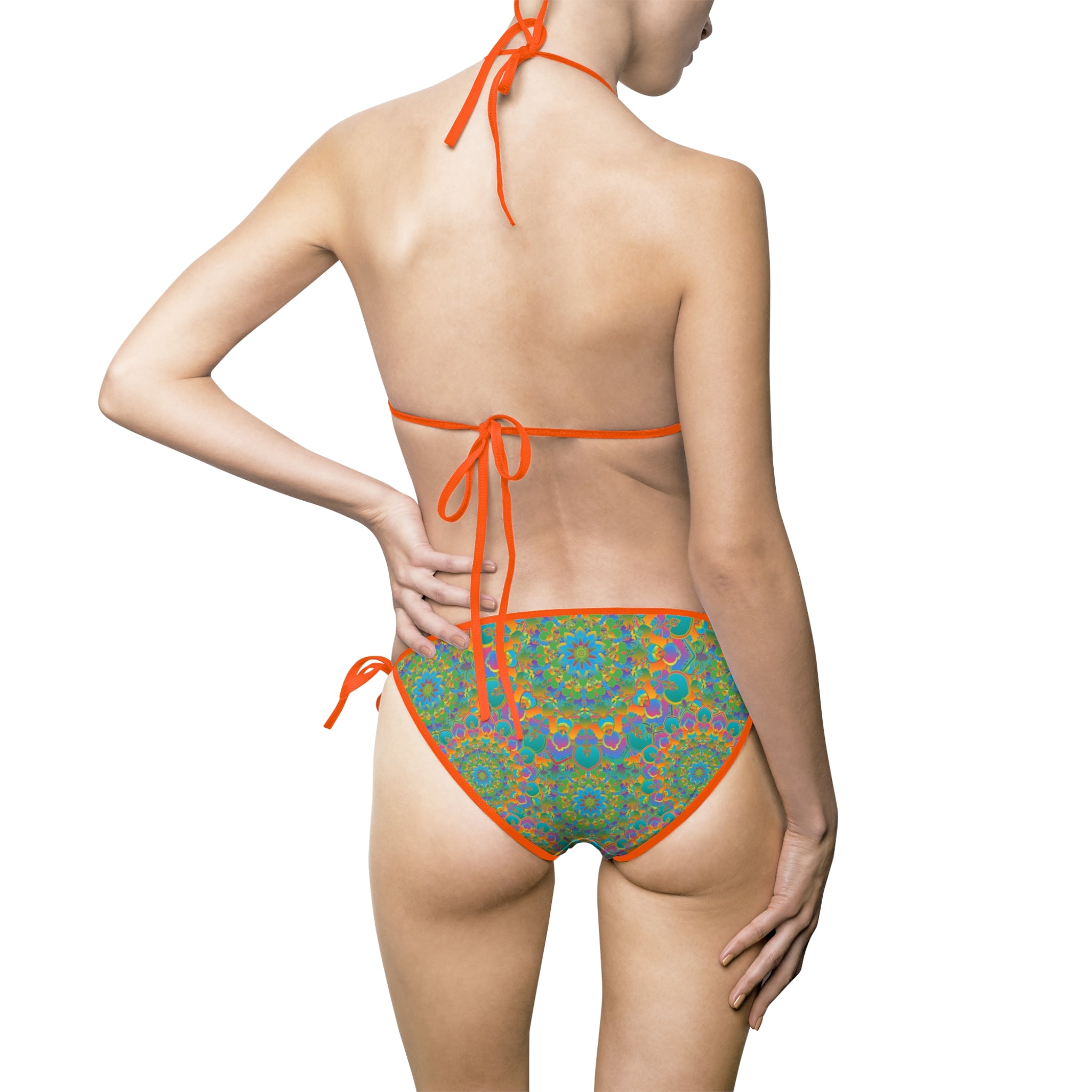 Bikini con stampa mandala in vivaci tonalità tropicali per il divertimento estivo