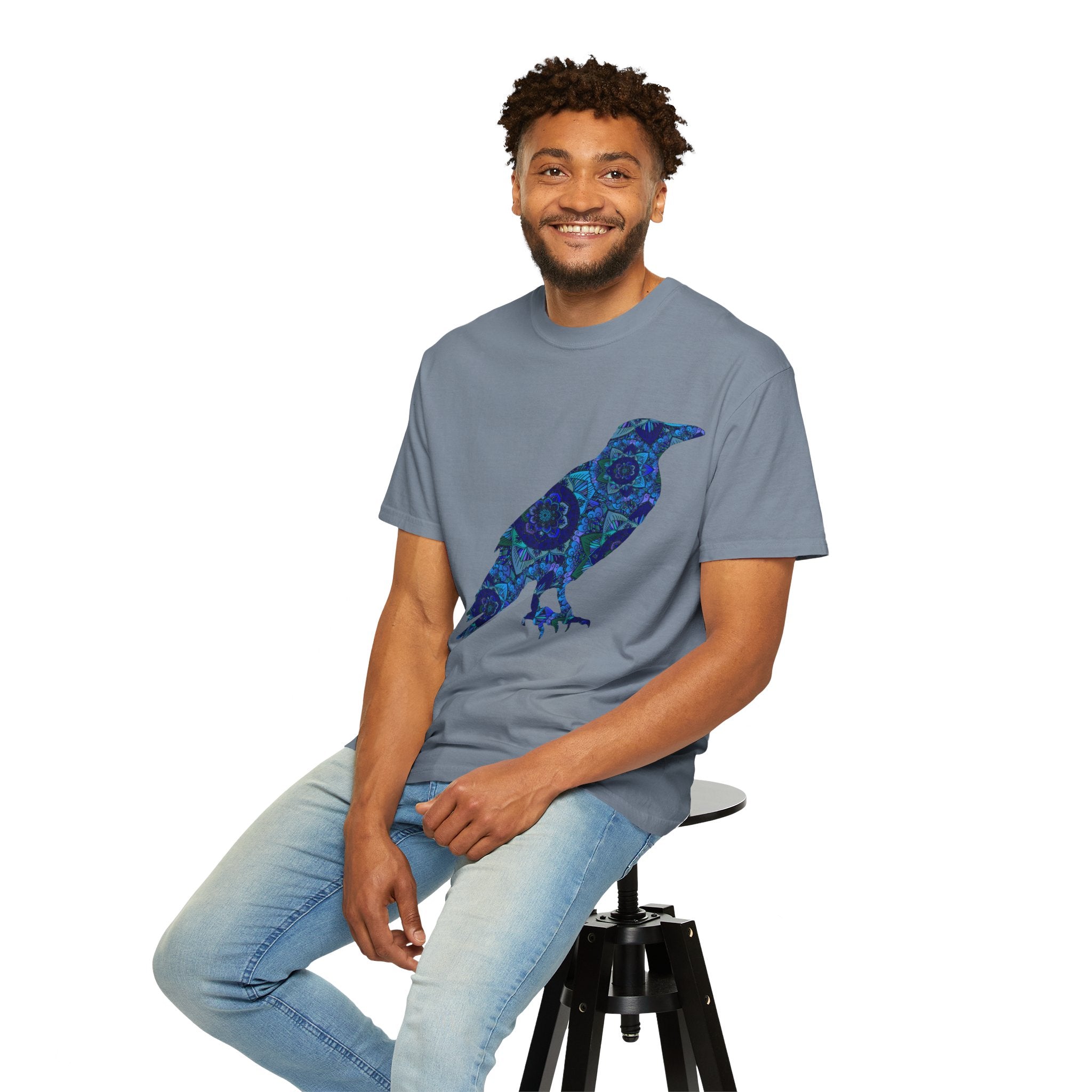 Maglietta con stampa corvo mandala blu — Maglietta grafica con corvo Inner Protection