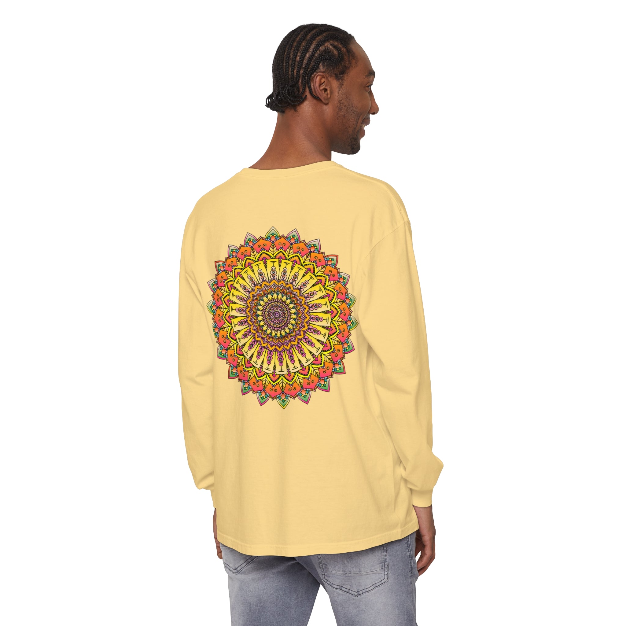 Stylish Mandala Print Long Sleeve Tee for Men and Women