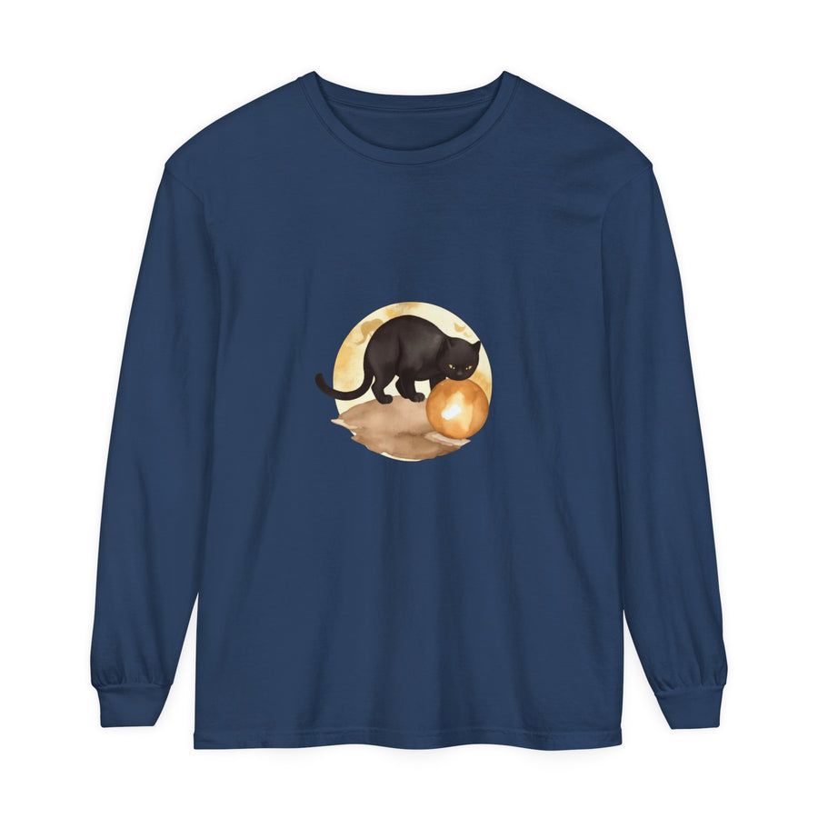 A black cat and crescent moon against a starry night sky t-shirt