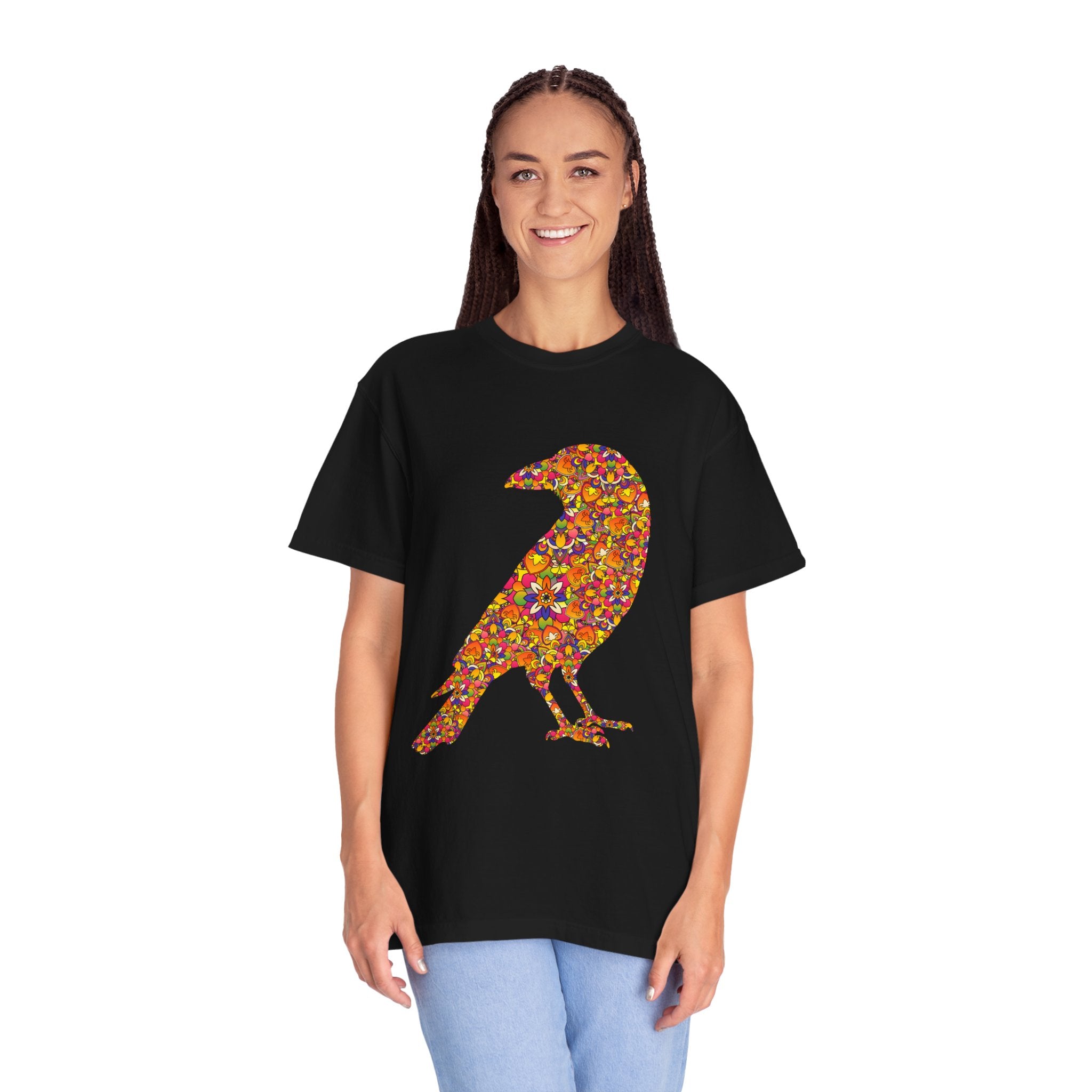 Maglietta con mandala floreale e corvo radioso