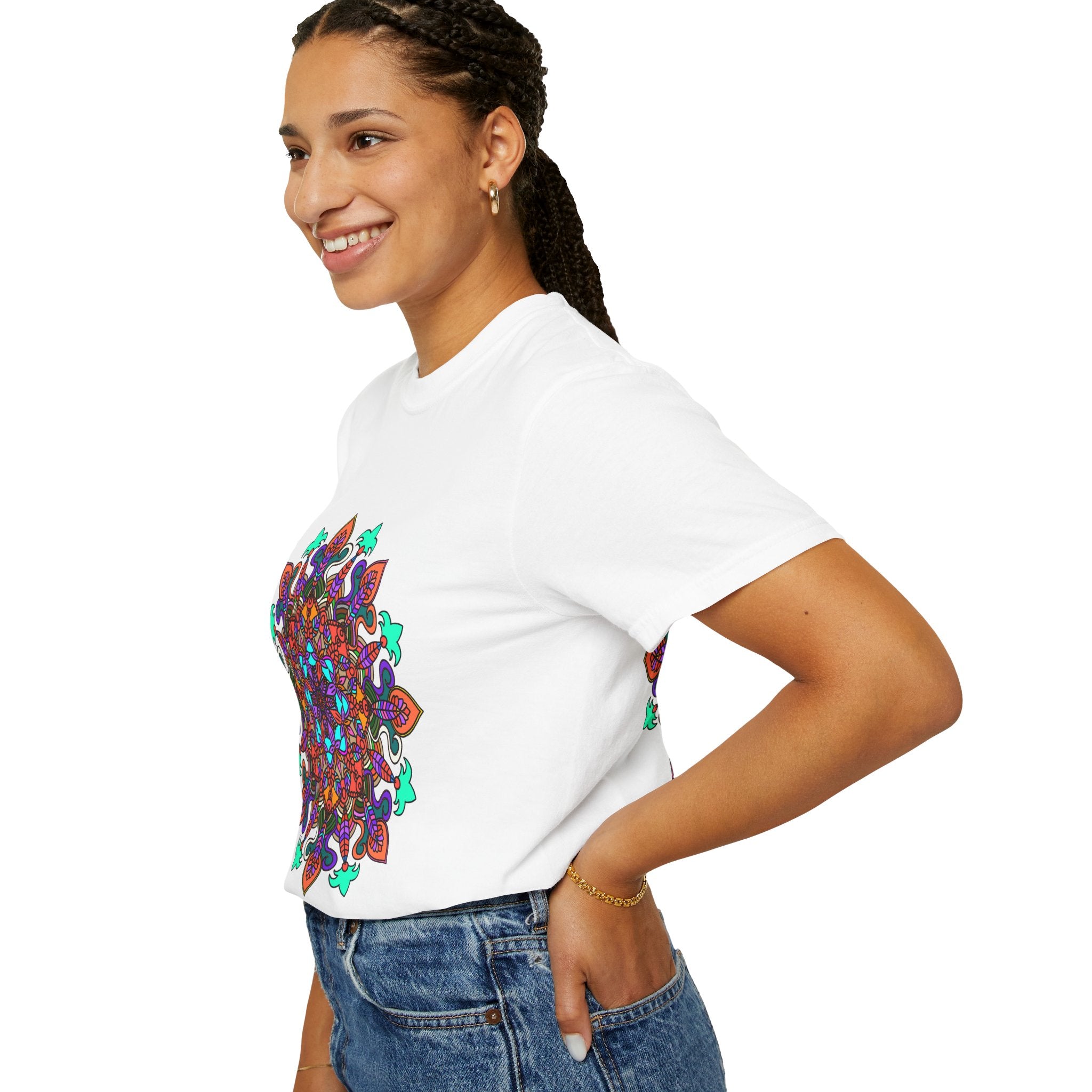 T-shirt con disegno mandala fatto a mano - 100% cotone