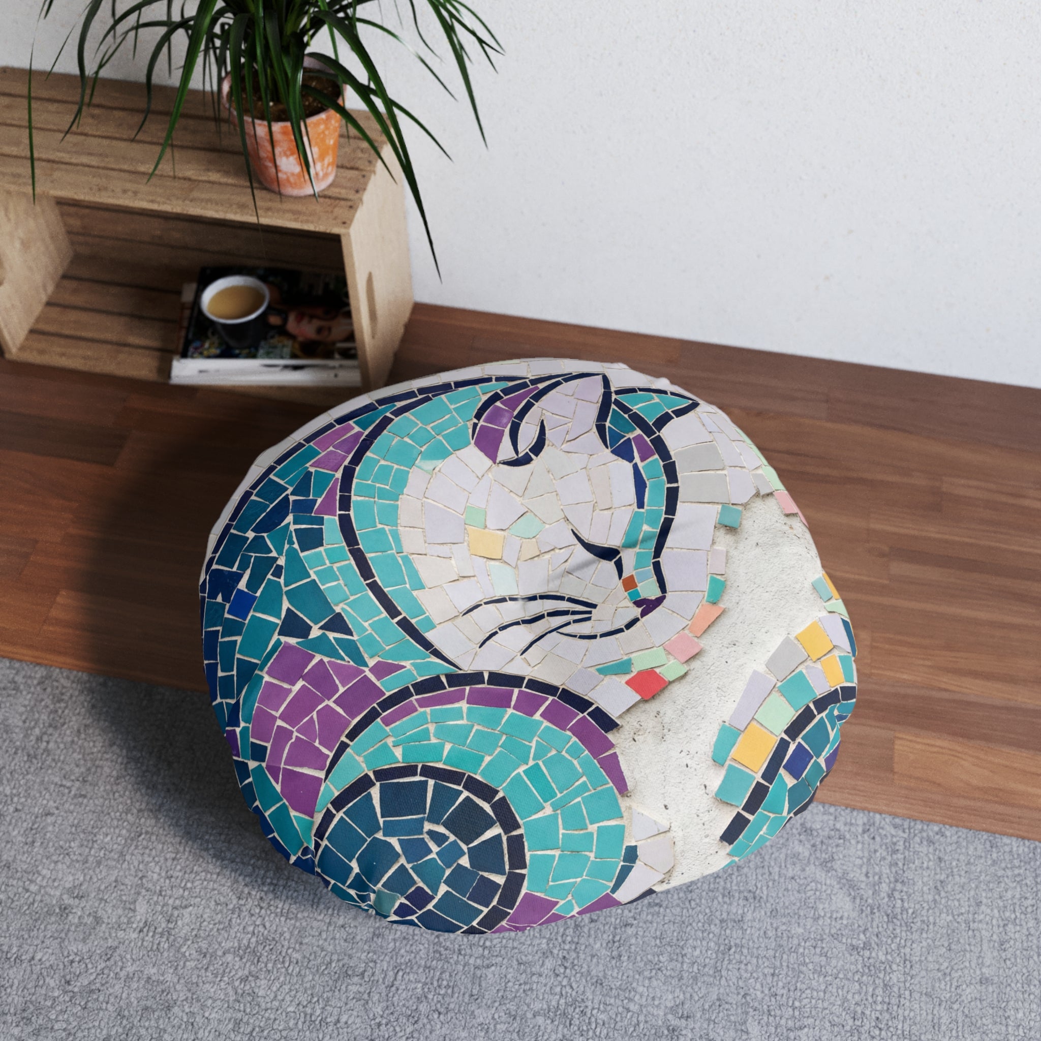 Cuscino da pavimento a mosaico con gatto introverso