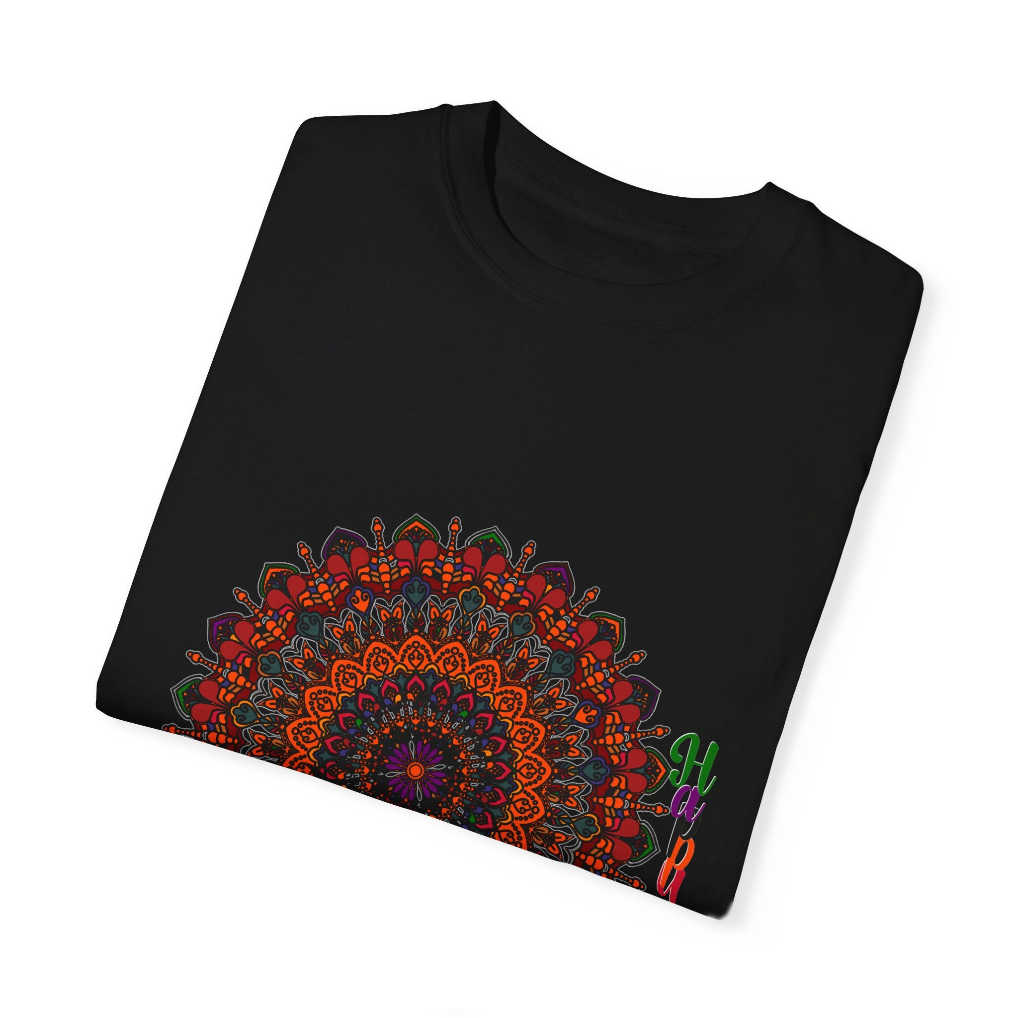 Garment-dyed tee in black with a comfortable and relaxed fit for all genders