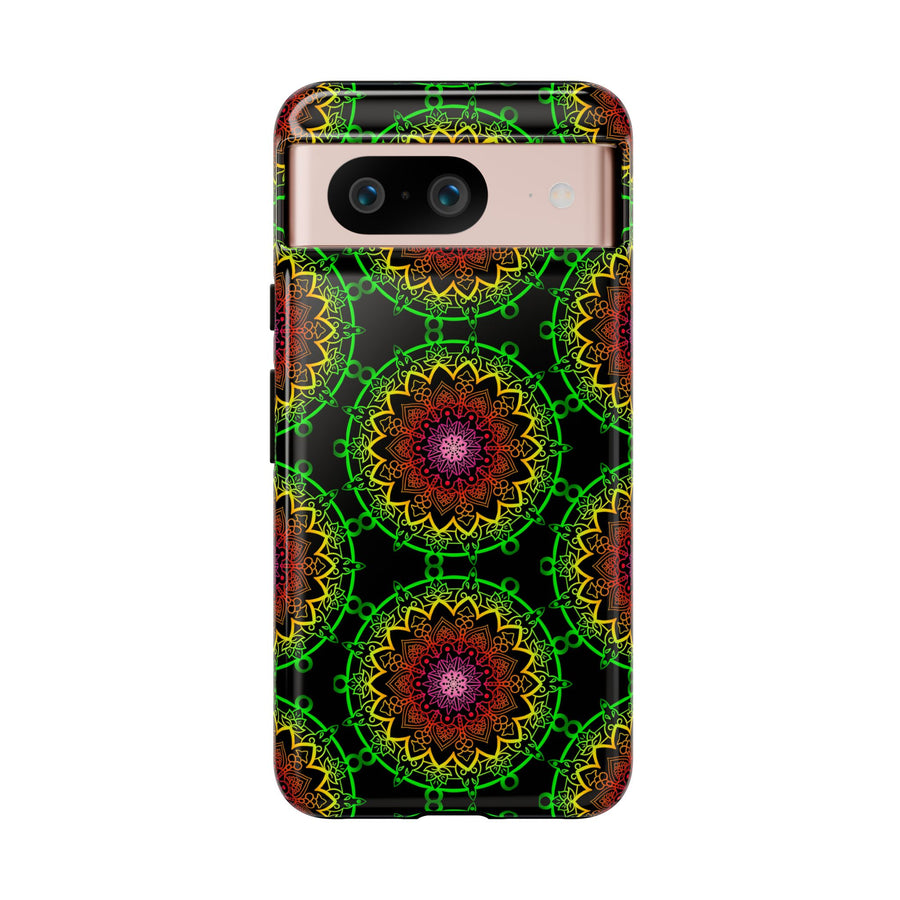 Künstlerische Mandala-Telefonhülle mit kräftigen Mustern und modernem Flair