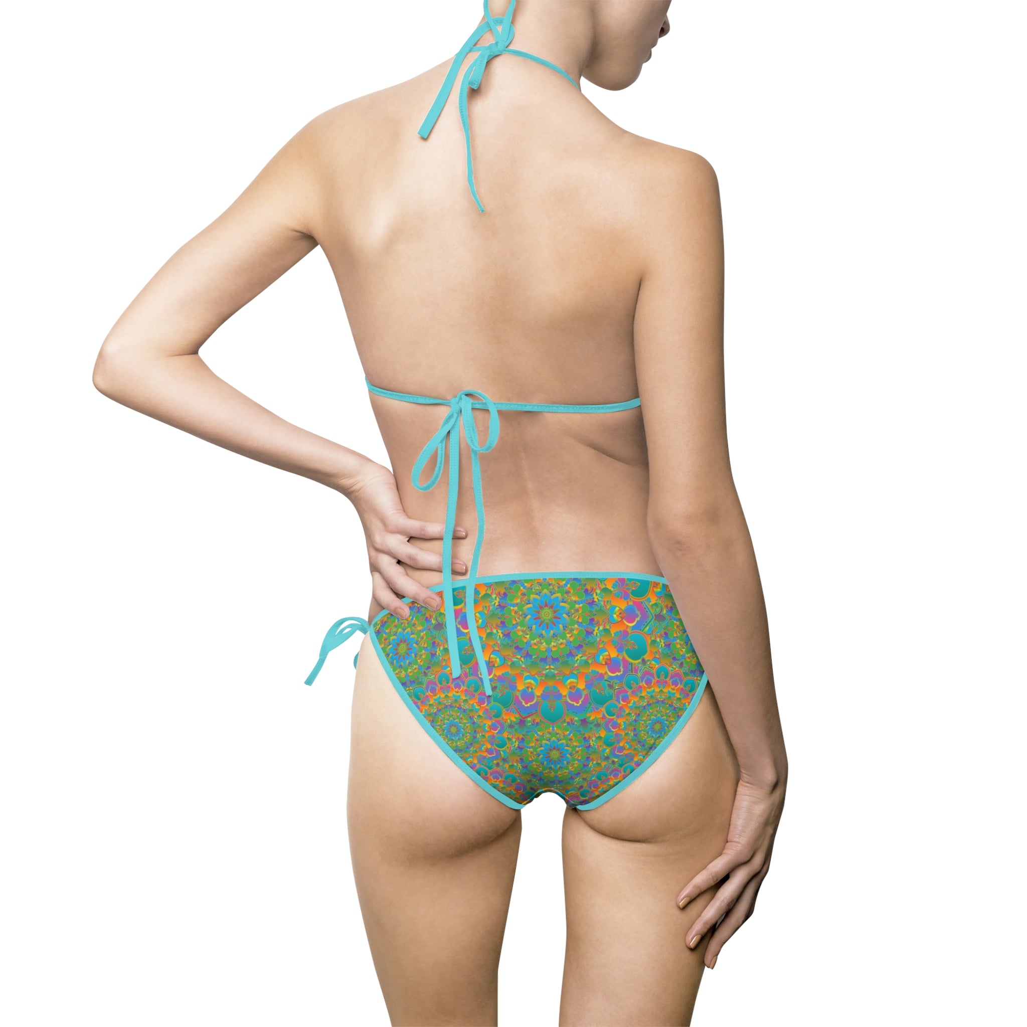 Bikini con stampa mandala in vivaci tonalità tropicali per il divertimento estivo