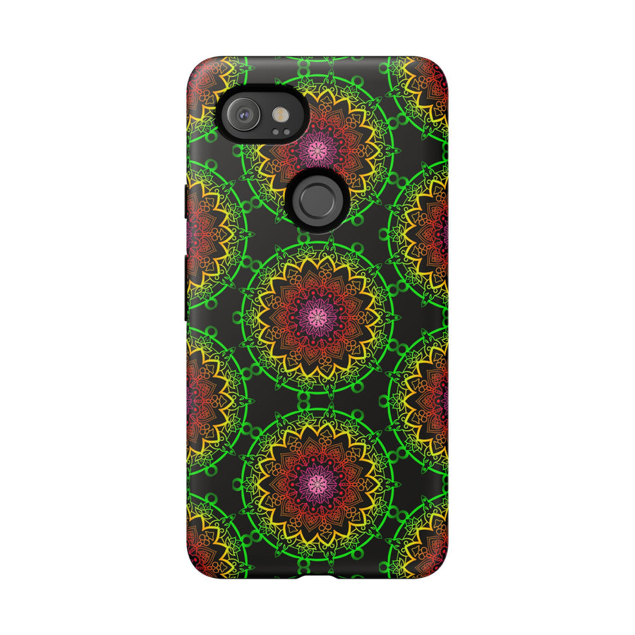 Künstlerische Mandala-Telefonhülle mit kräftigen Mustern und modernem Flair