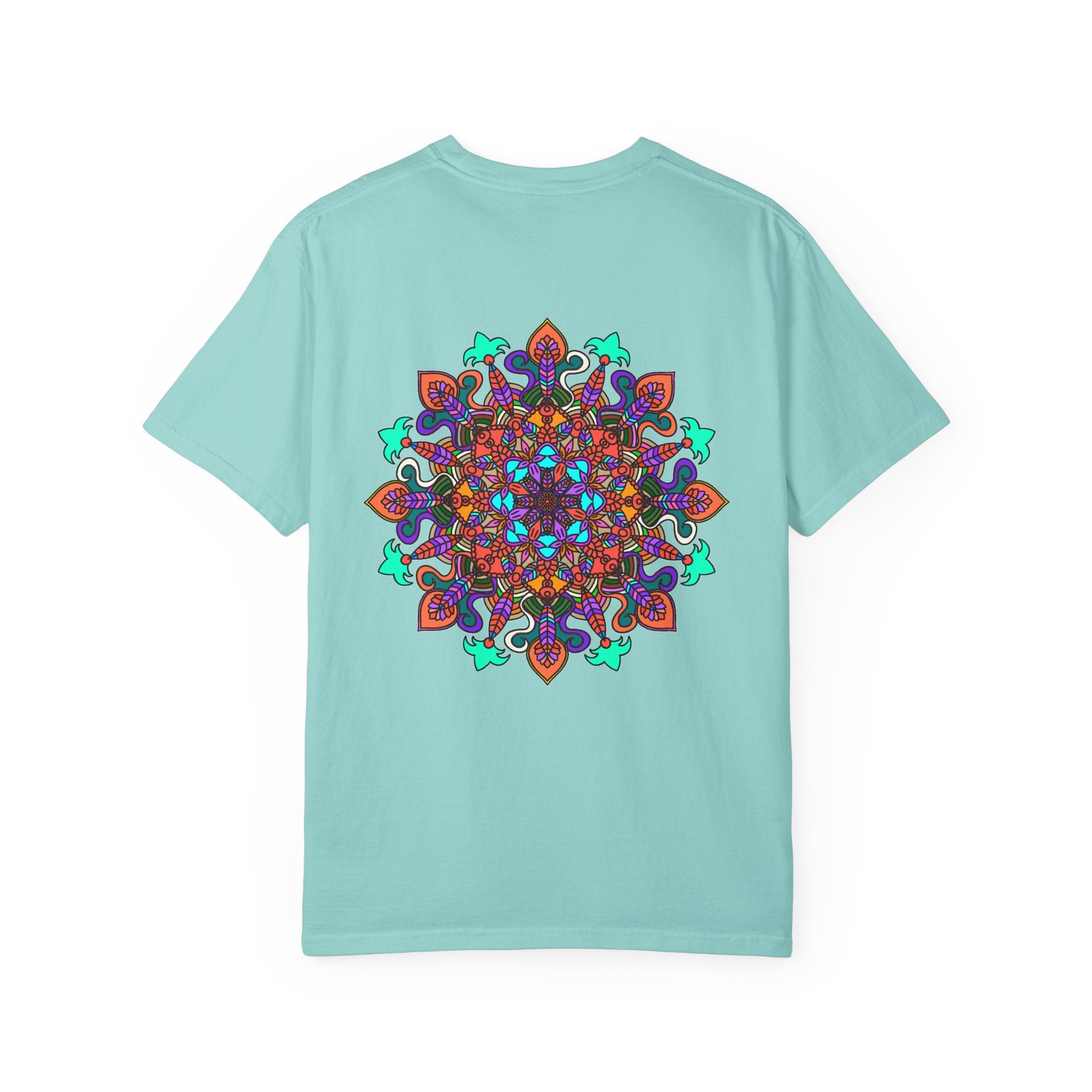 T-shirt con disegno mandala fatto a mano - 100% cotone