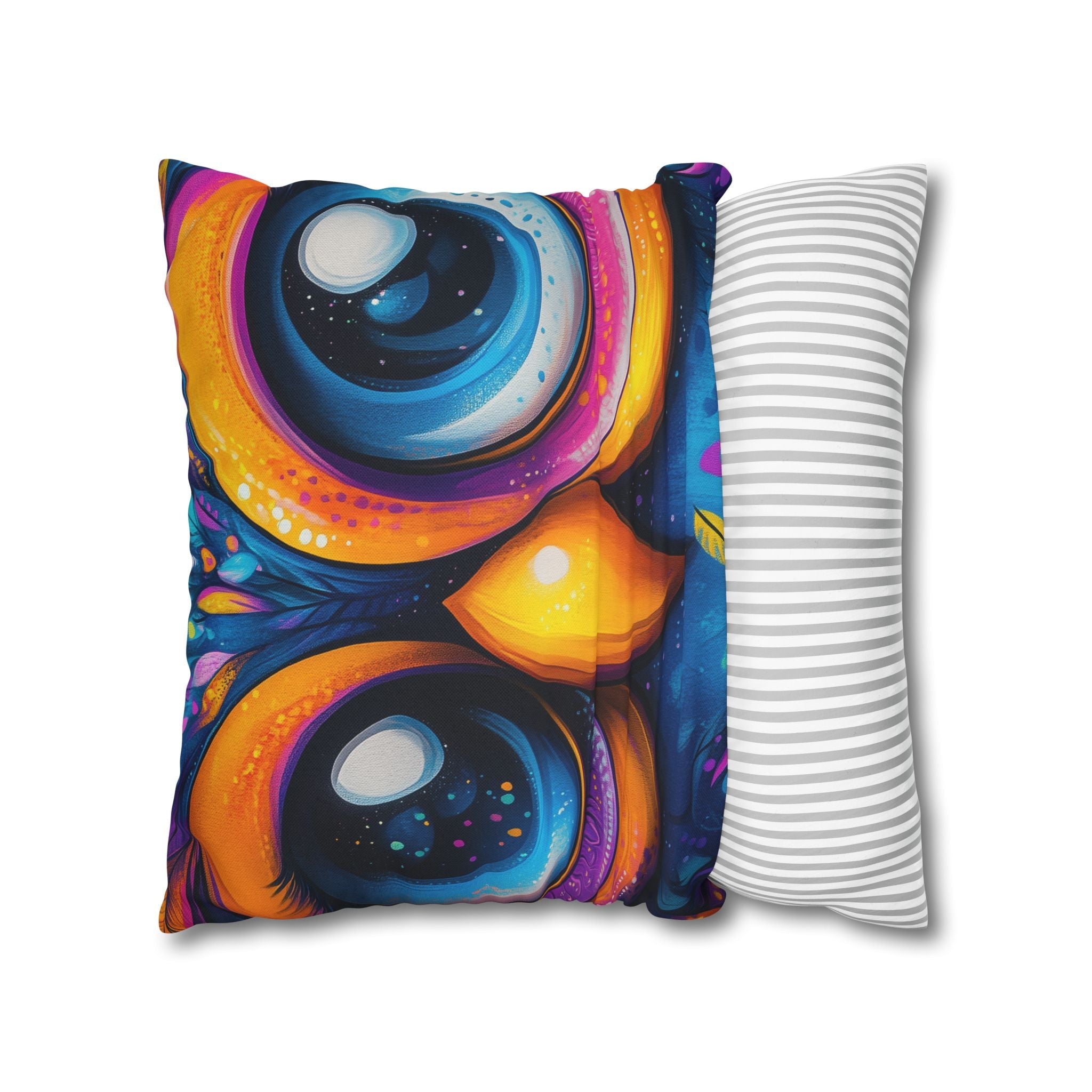 Square Pillowcase - Cute Colorful Howl Design for Nature Inspired Lifestyle Home Decor - Blululi