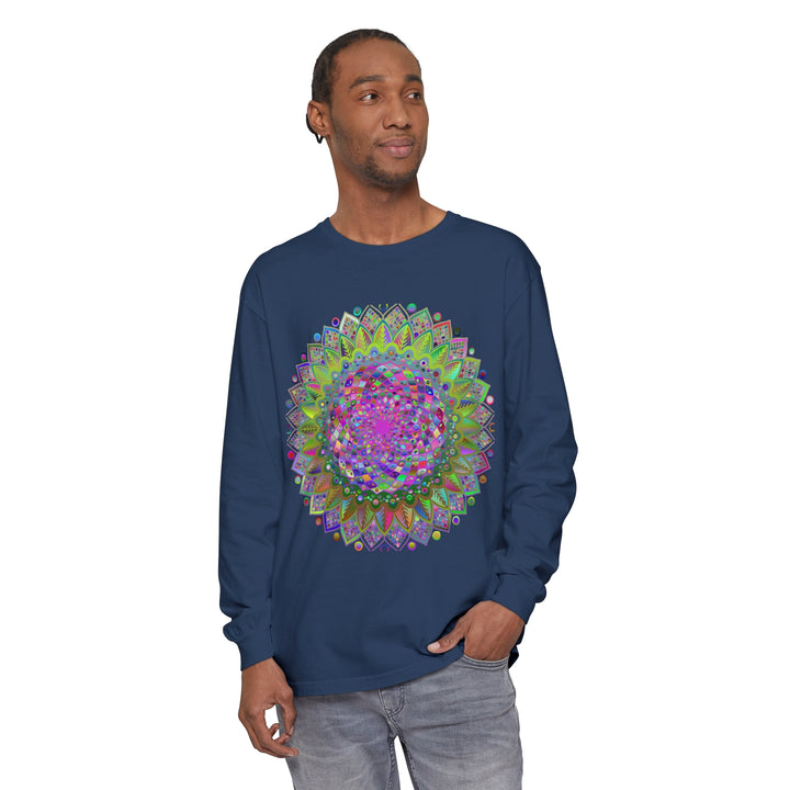 Eye-catching Mandala Pattern Long Sleeve T-Shirt for Men and Women