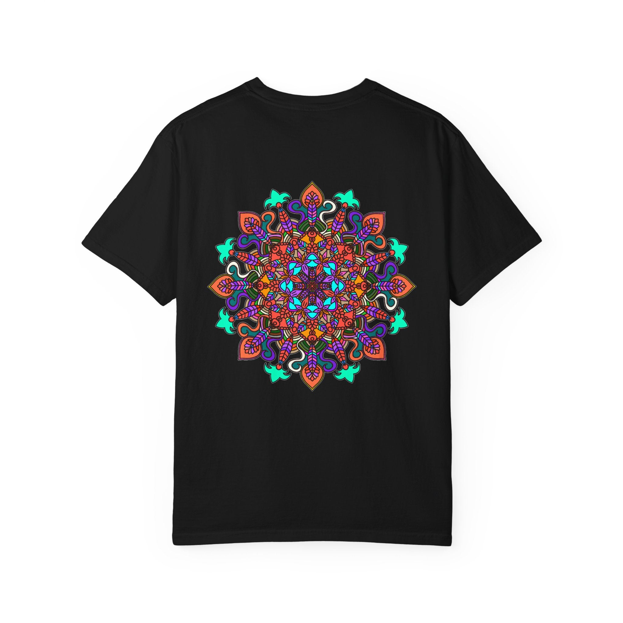 T-shirt con disegno mandala fatto a mano - 100% cotone