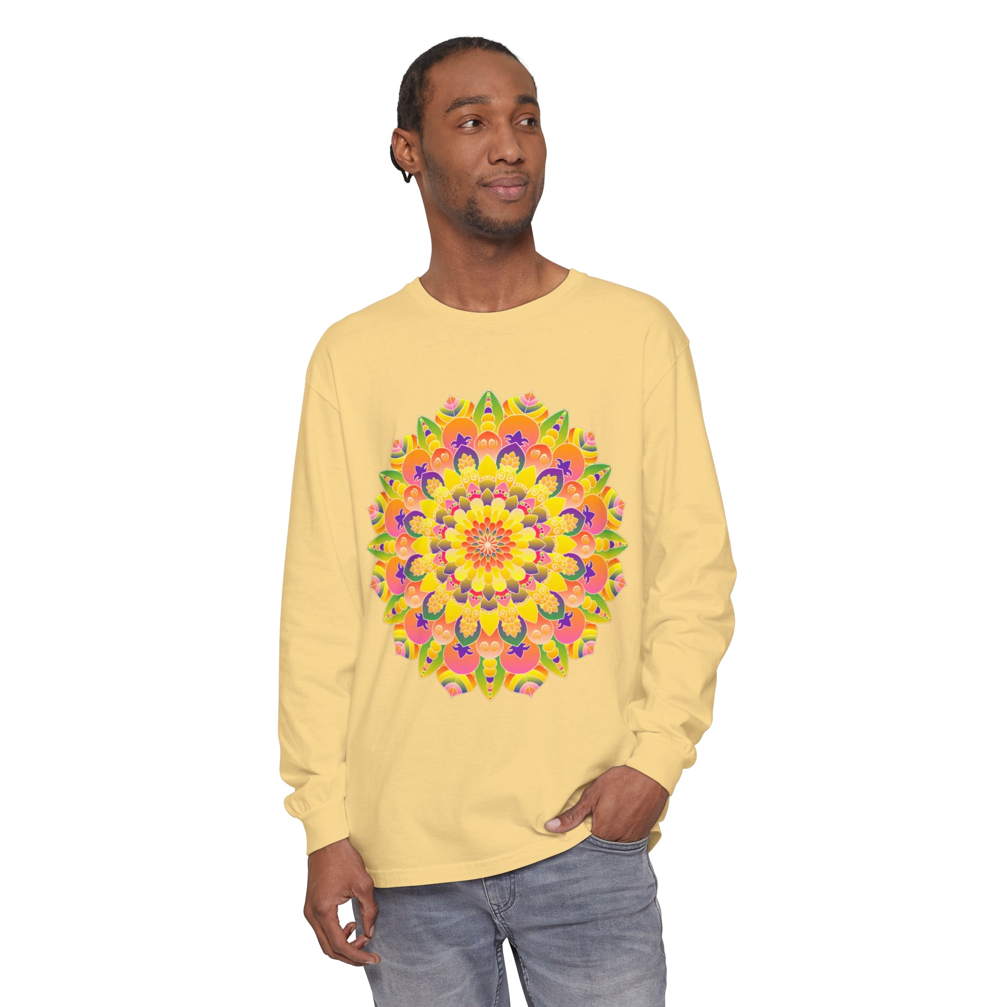 Comfortable and stylish long sleeve t-shirt with a unisex fit