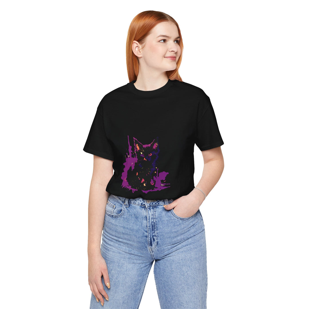 Schwarzes Katzenrätsel – Lila Farbspritzer-T-Shirt
