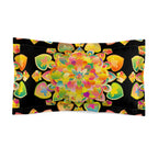 Kissenbezug – Leuchtendes Regenbogen-Blumenmandala auf Schwarz