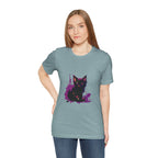 Schwarzes Katzenrätsel – Lila Farbspritzer-T-Shirt
