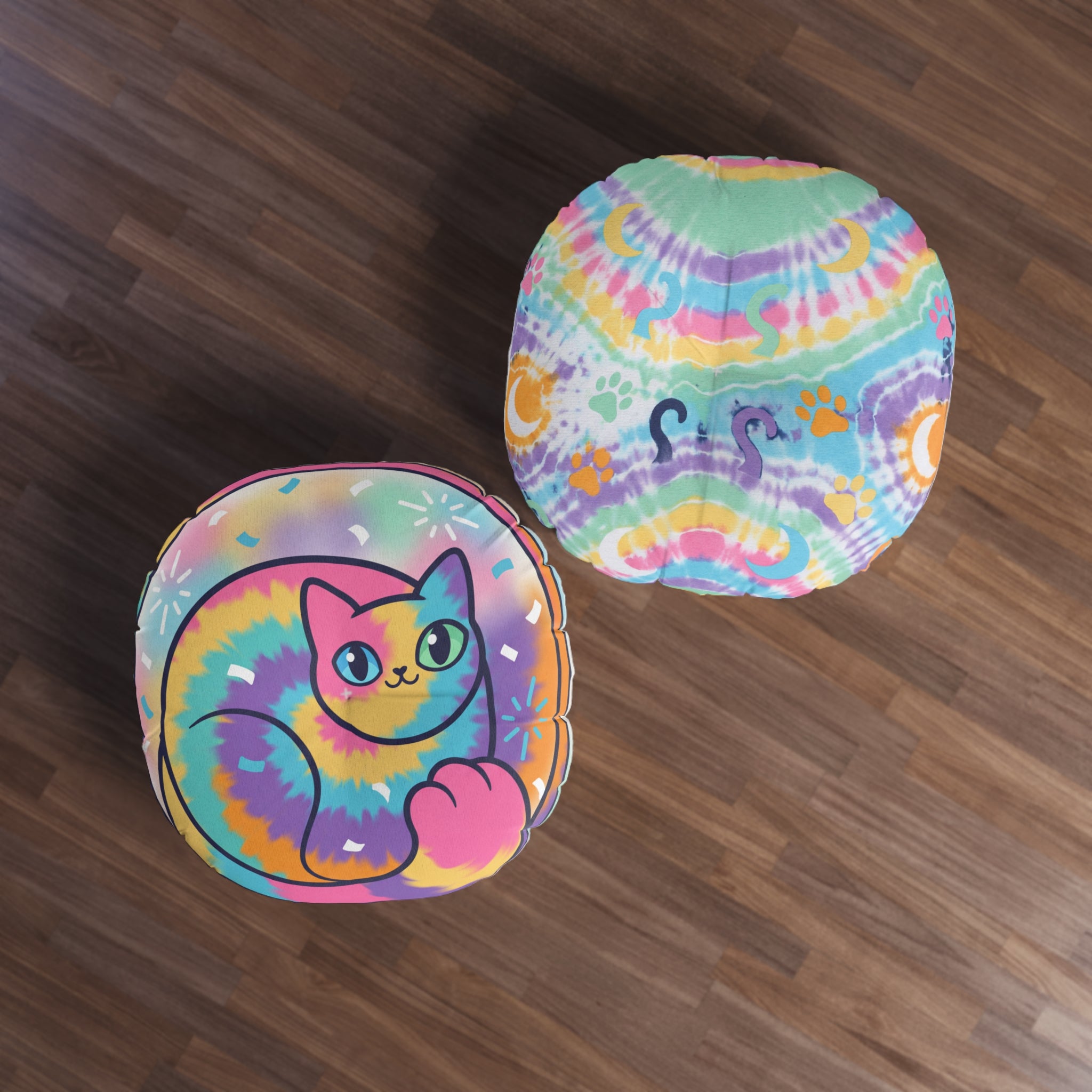 Cuscino da pavimento a forma di gatto tie-dye — Abbraccio di baffi per il nuovo anno