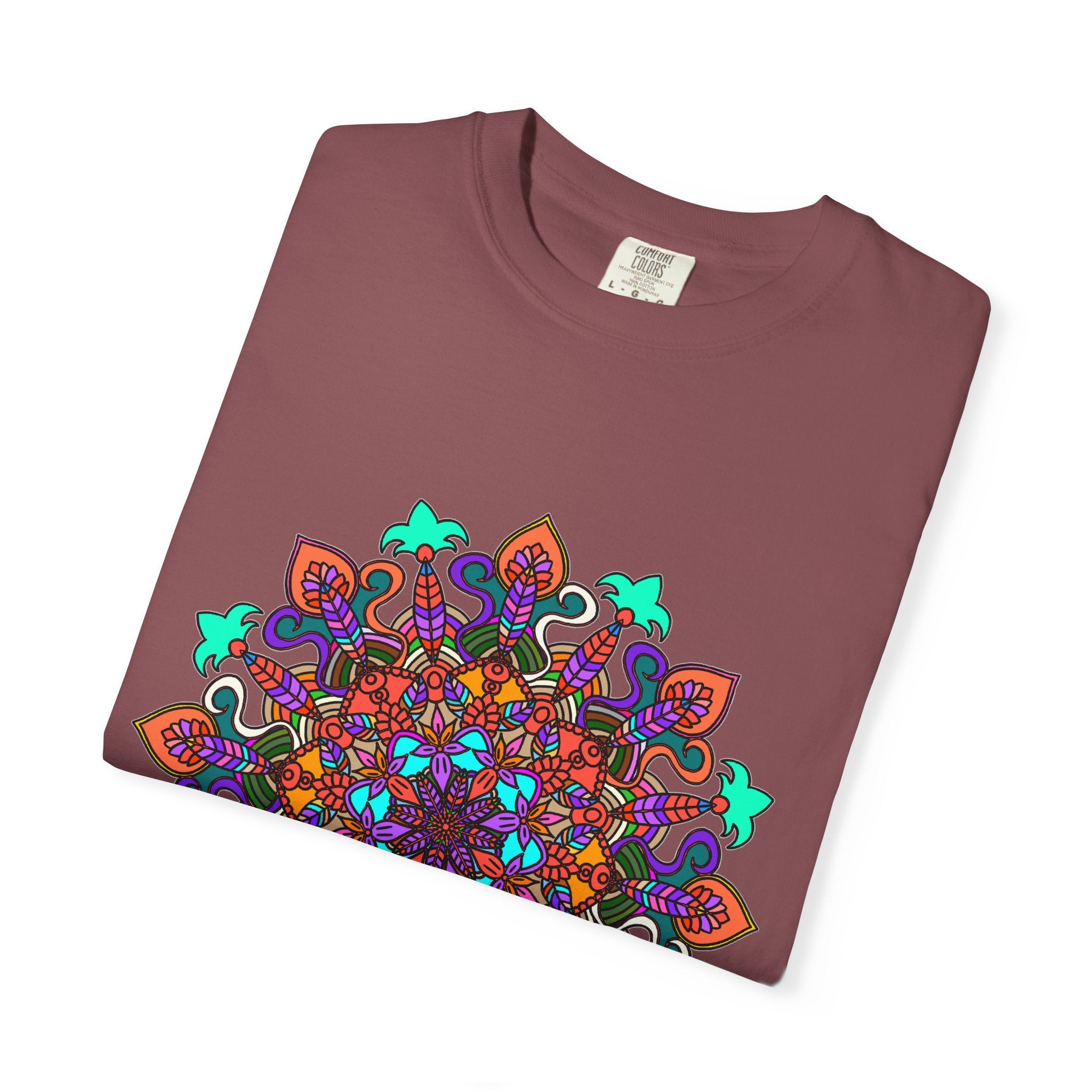 T-shirt con disegno mandala fatto a mano - 100% cotone