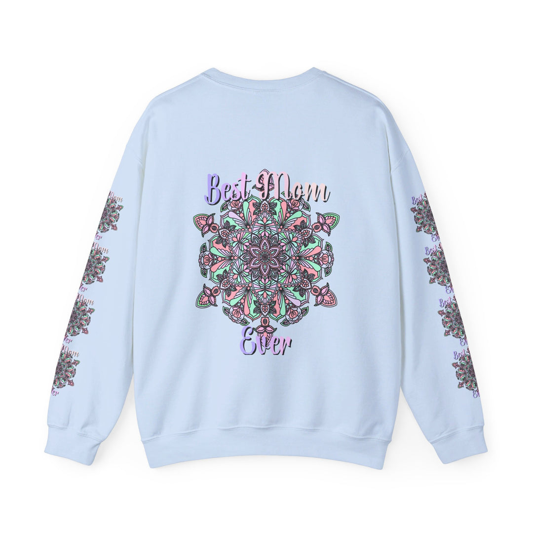 Let mom know she's the best with this cozy and stylish crewneck sweatshirt