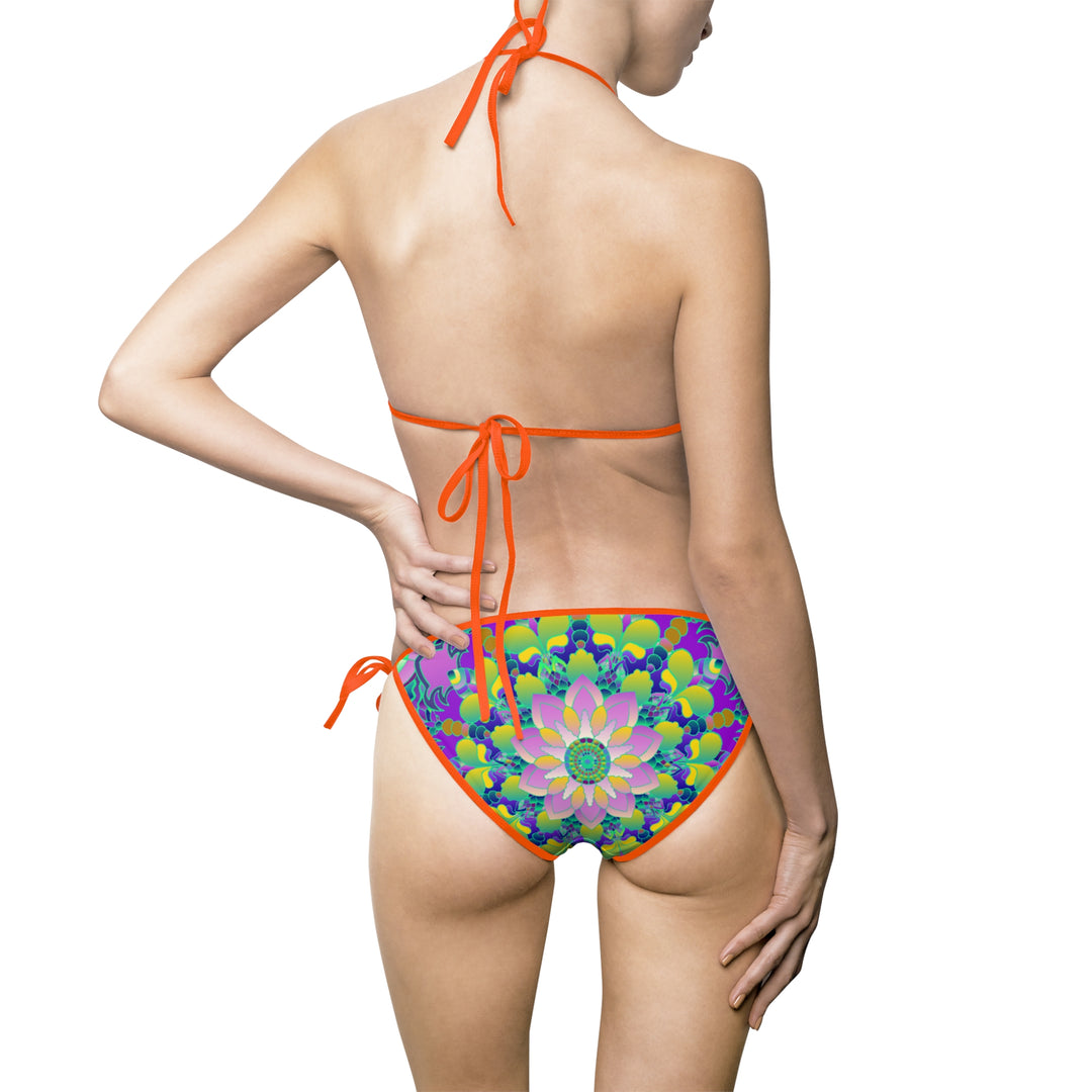 Completo da bagno ispirato ai mandala per un'atmosfera da spiaggia giocosa