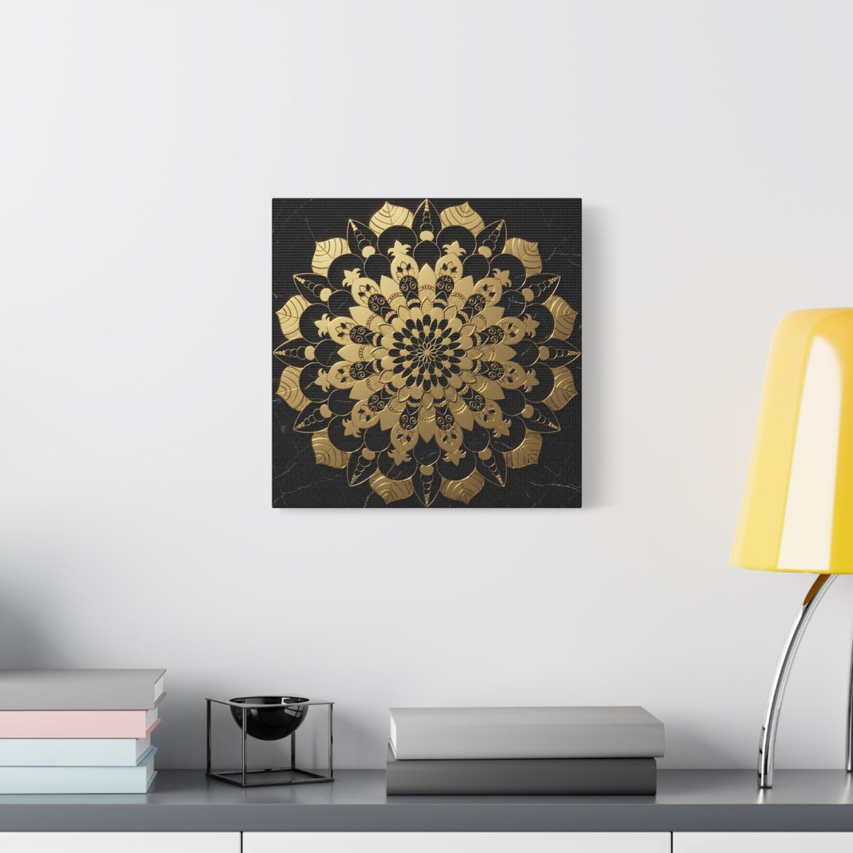 Infinite Bloom – Verziertes goldenes Mandala auf Leinwand