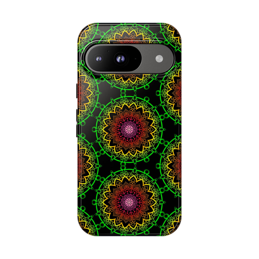 Künstlerische Mandala-Telefonhülle mit kräftigen Mustern und modernem Flair