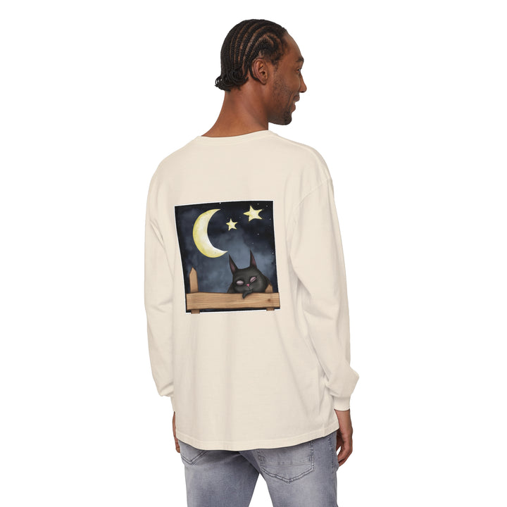 Beautiful navy blue t-shirt with sleepy cat design against night sky