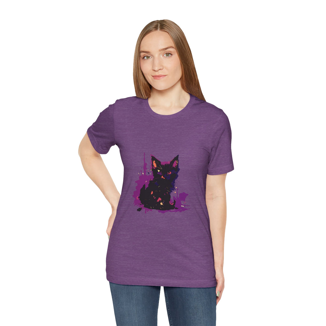 Schwarzes Katzenrätsel – Lila Farbspritzer-T-Shirt