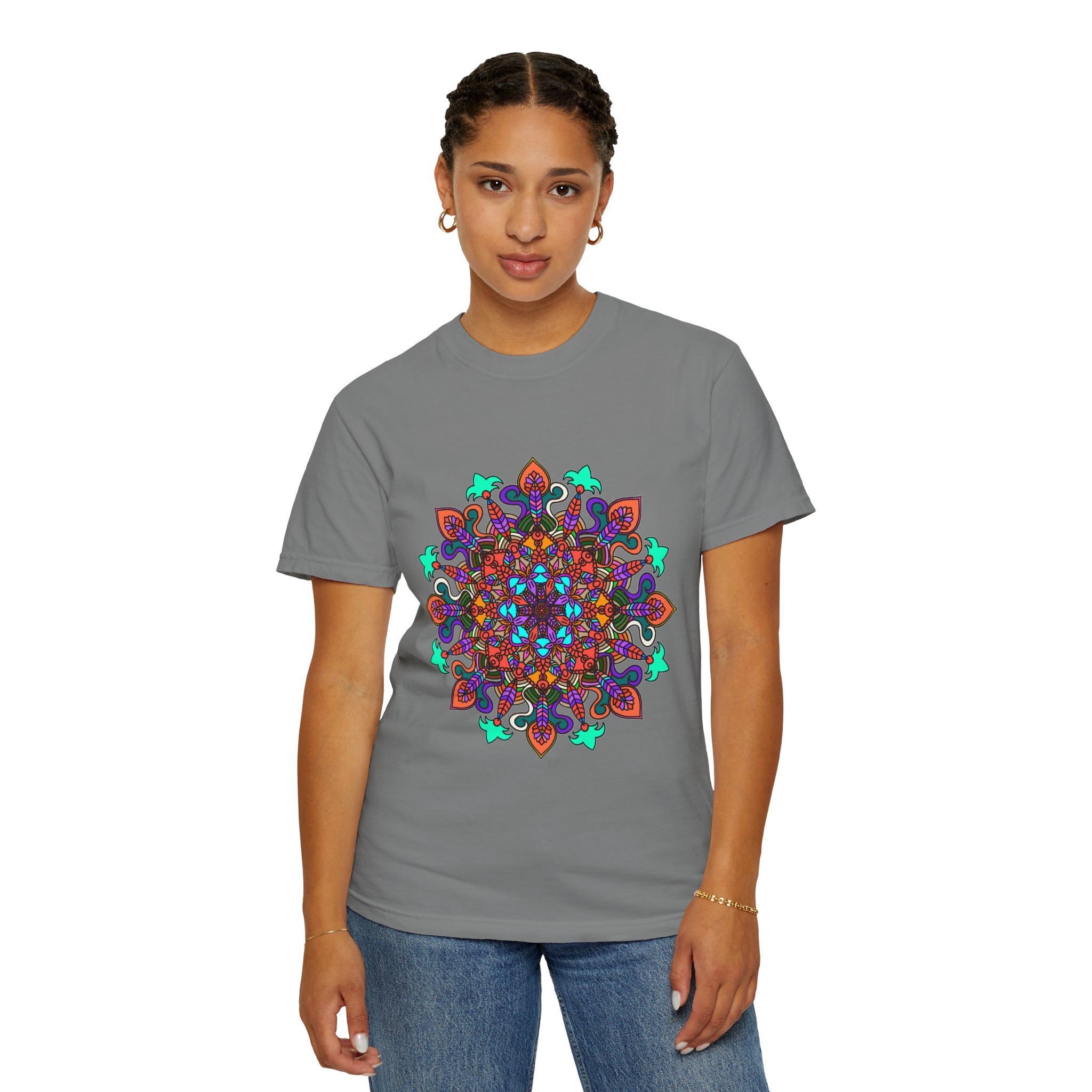 T-shirt con disegno mandala fatto a mano - 100% cotone