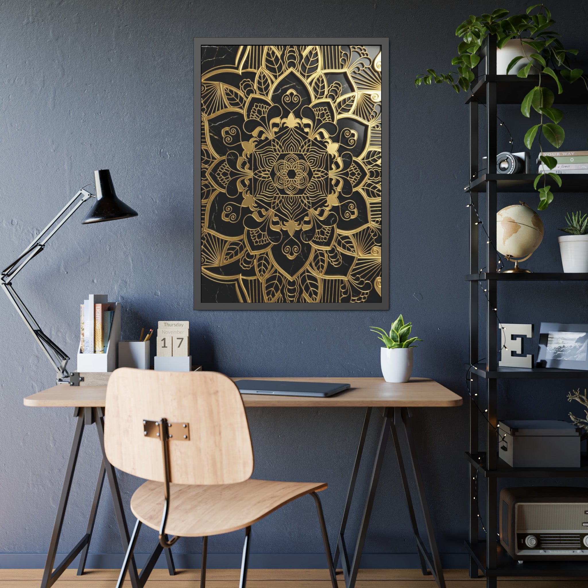 Opulenz im Dunkeln – Edler Kunstdruck mit Marmorrahmen