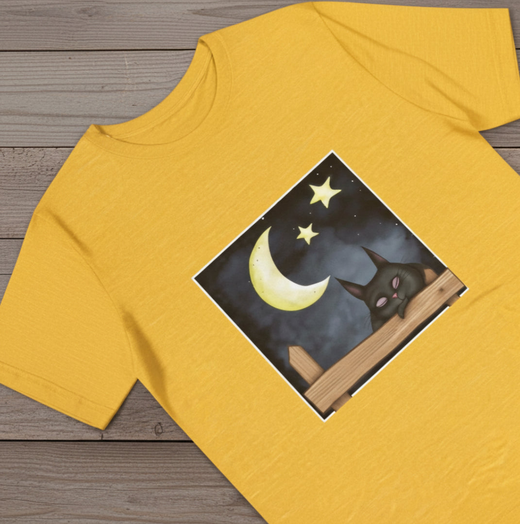 Maglietta con gatto sognante al chiaro di luna e disegno del cielo notturno stravagante