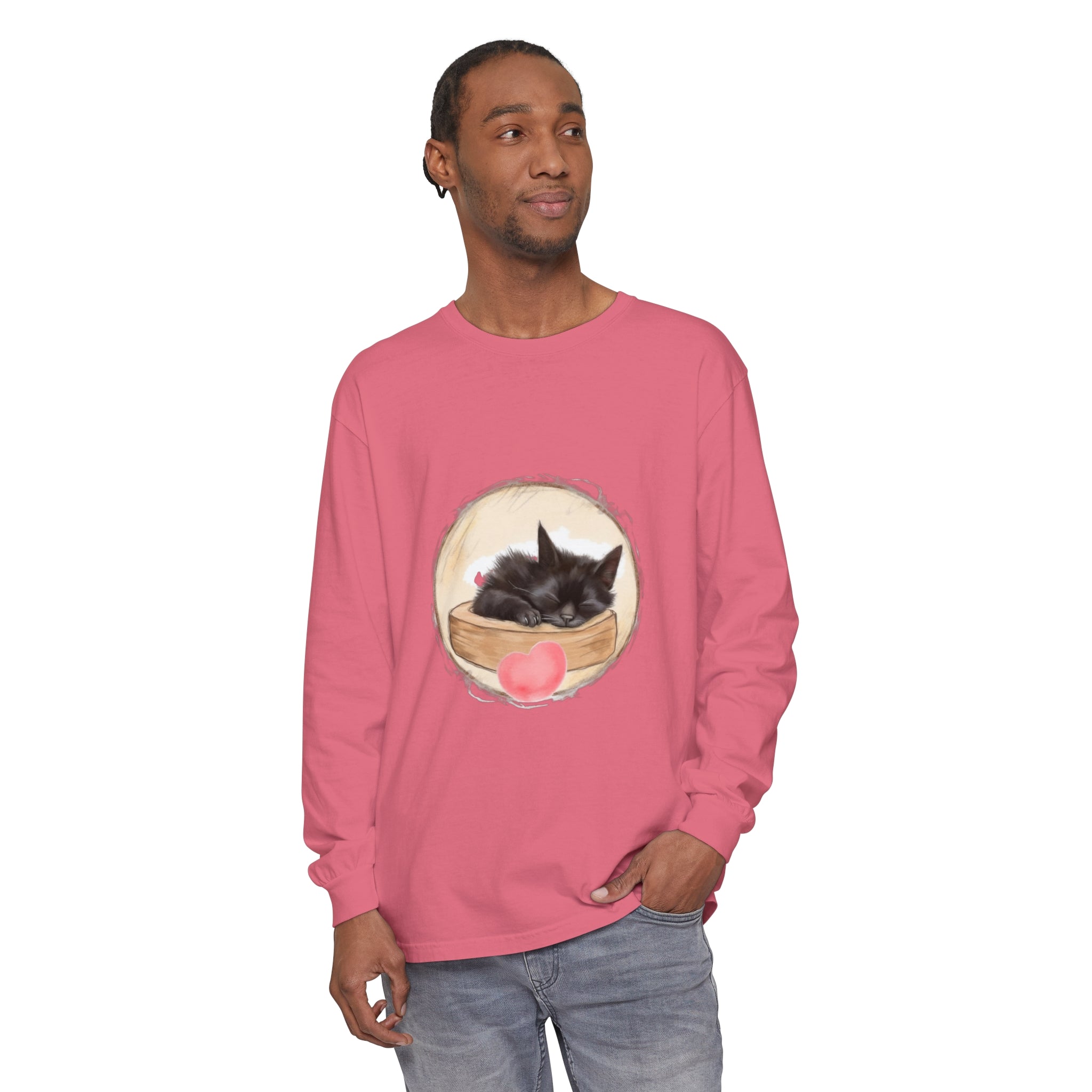 Soft and comfortable cotton t-shirt featuring a cozy kitten design