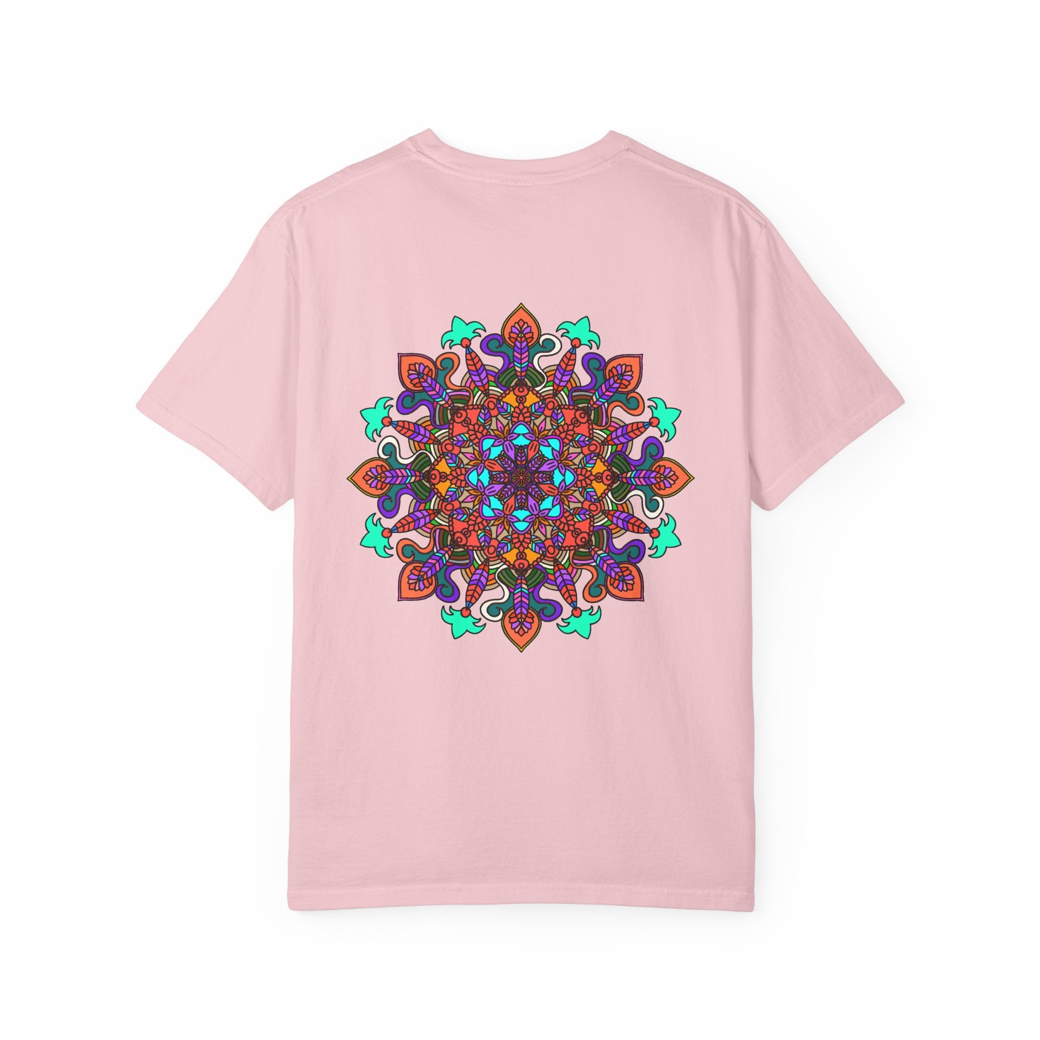 T-shirt con disegno mandala fatto a mano - 100% cotone