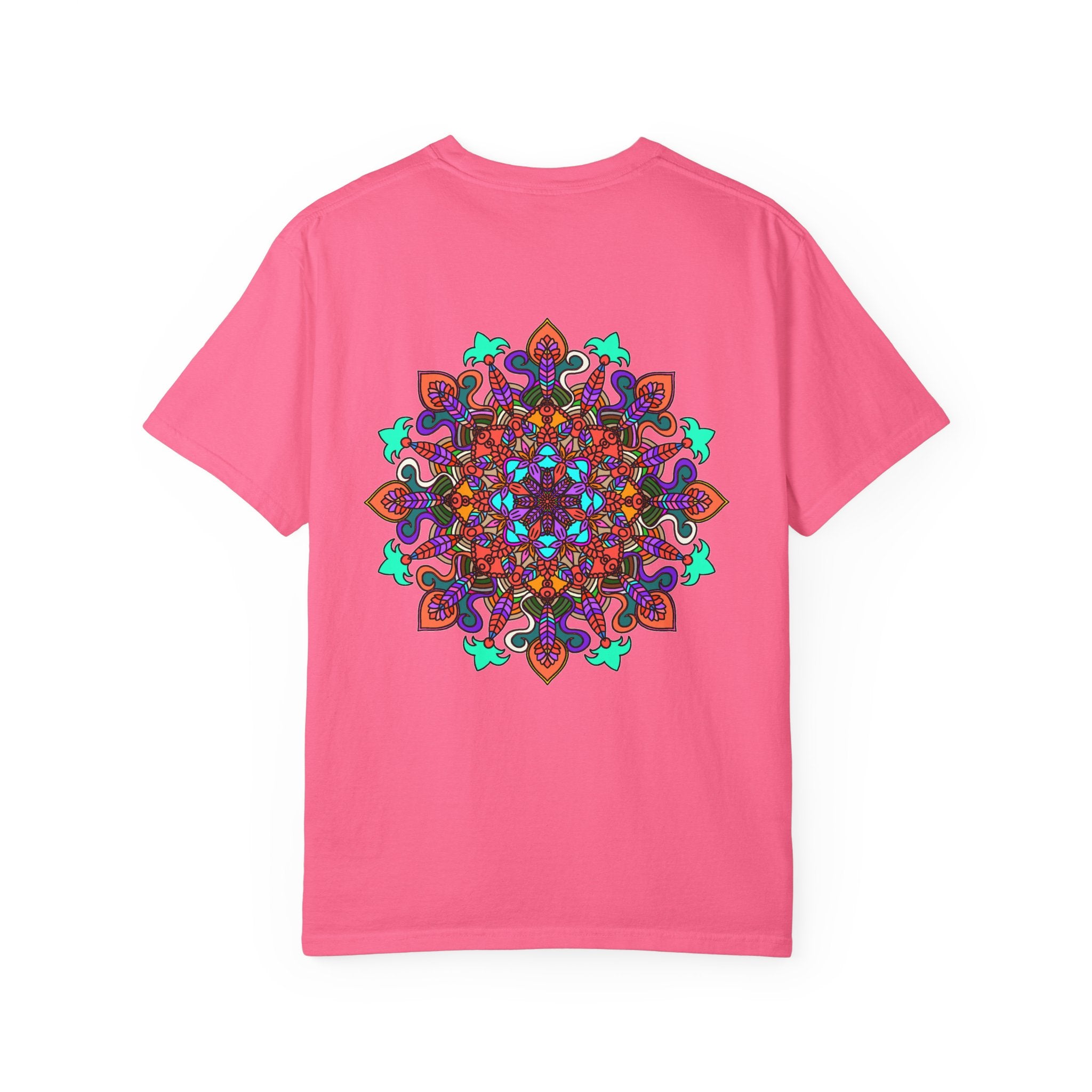 T-shirt con disegno mandala fatto a mano - 100% cotone
