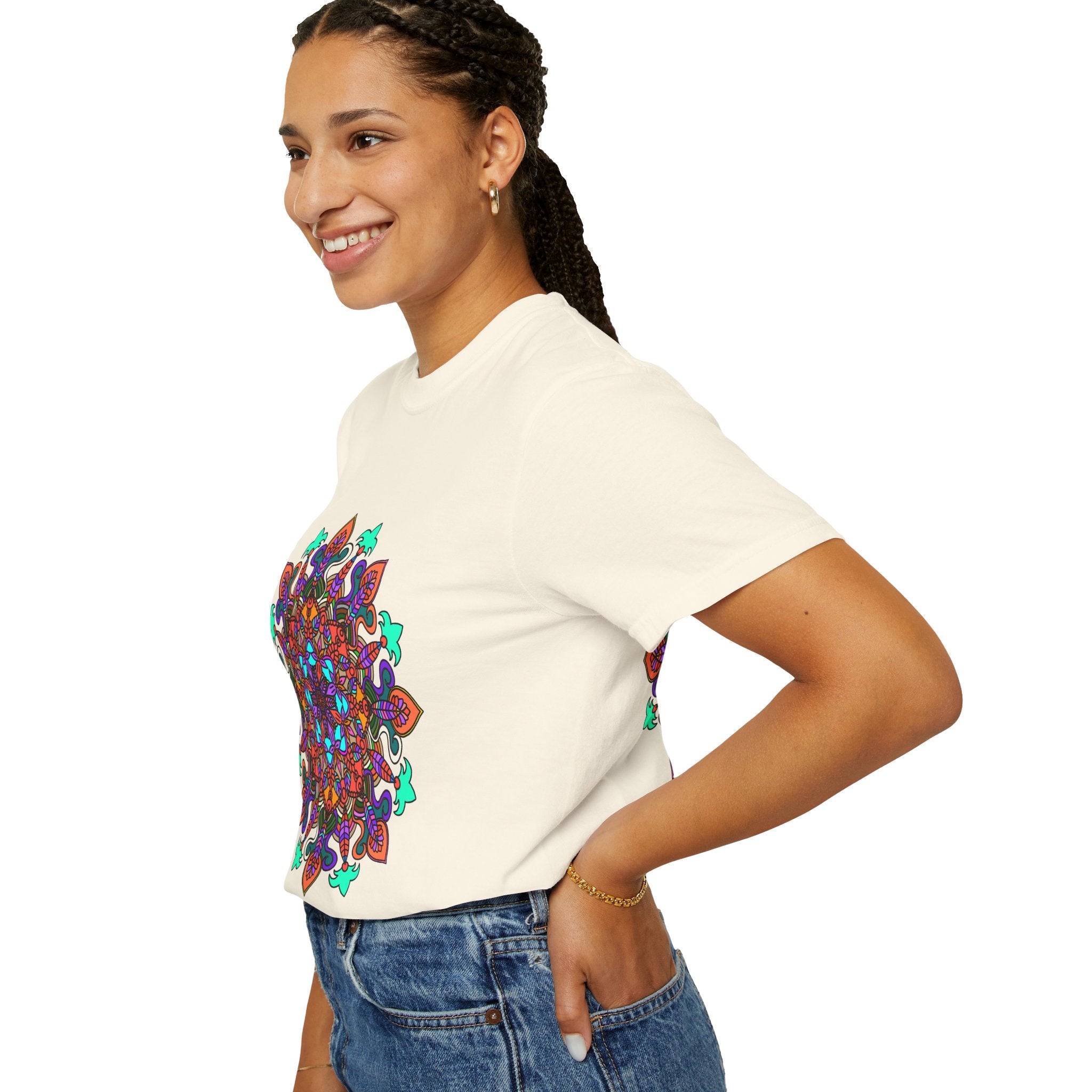 T-shirt con disegno mandala fatto a mano - 100% cotone