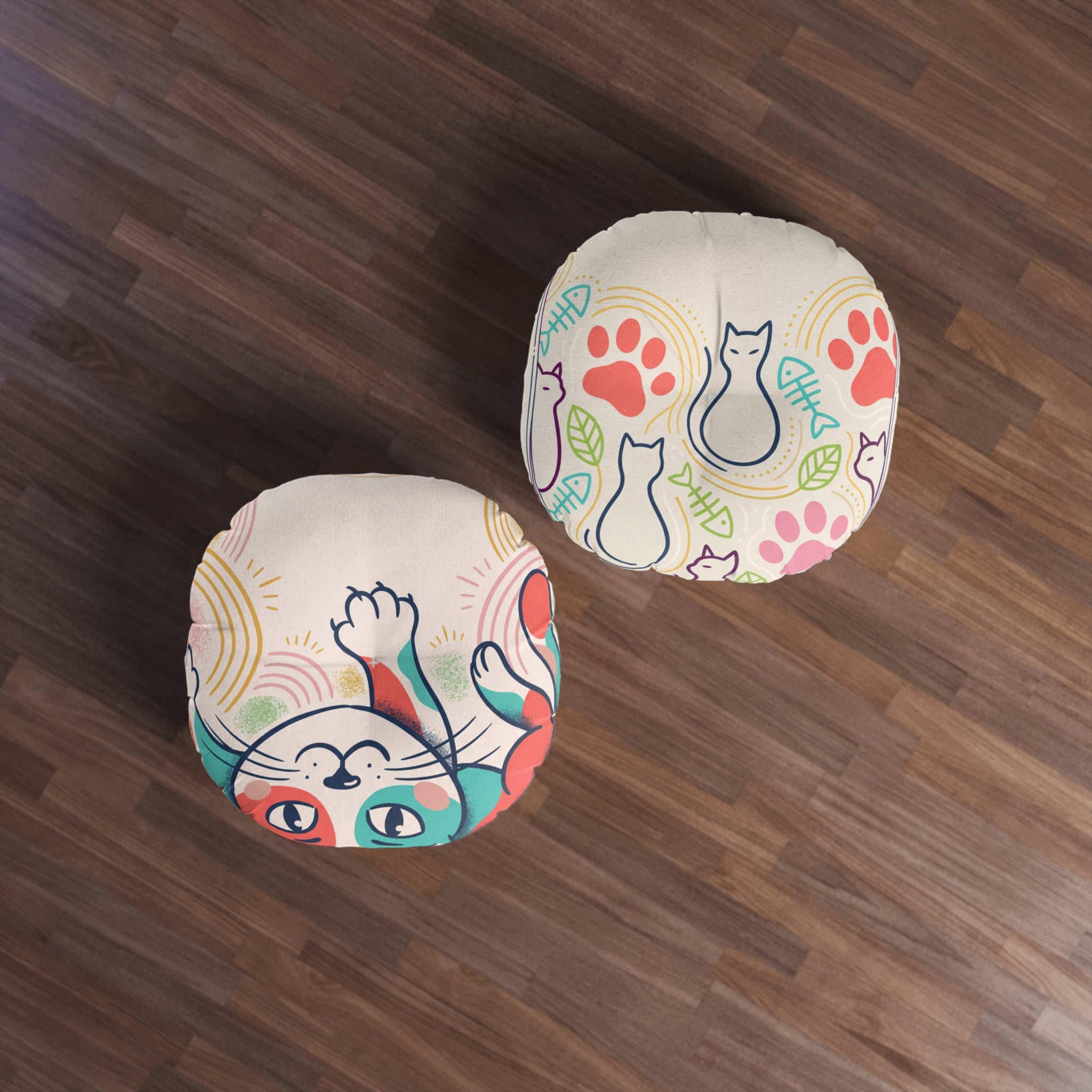 Rundes Bodenkissen „Boho Cat Hug“