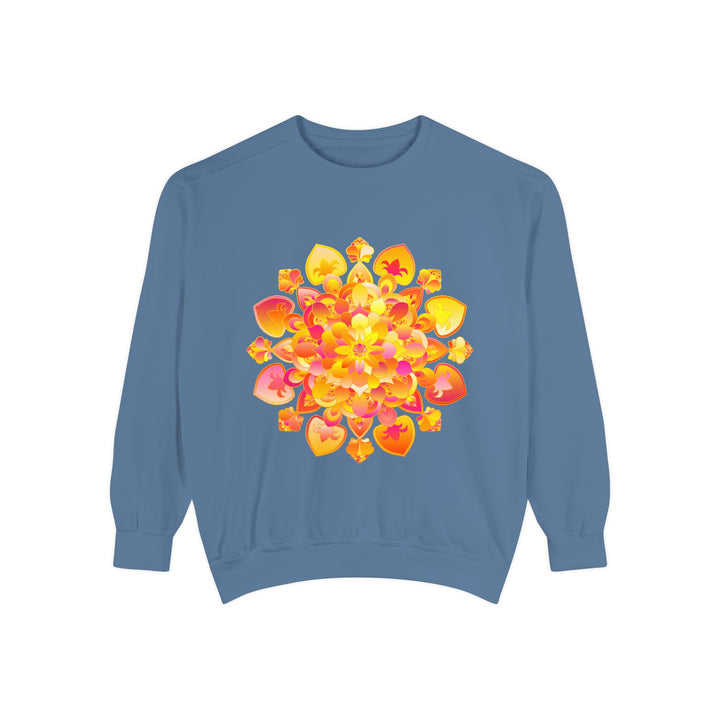 Sweatshirt adorned with a stunning and eye-catching mandala design