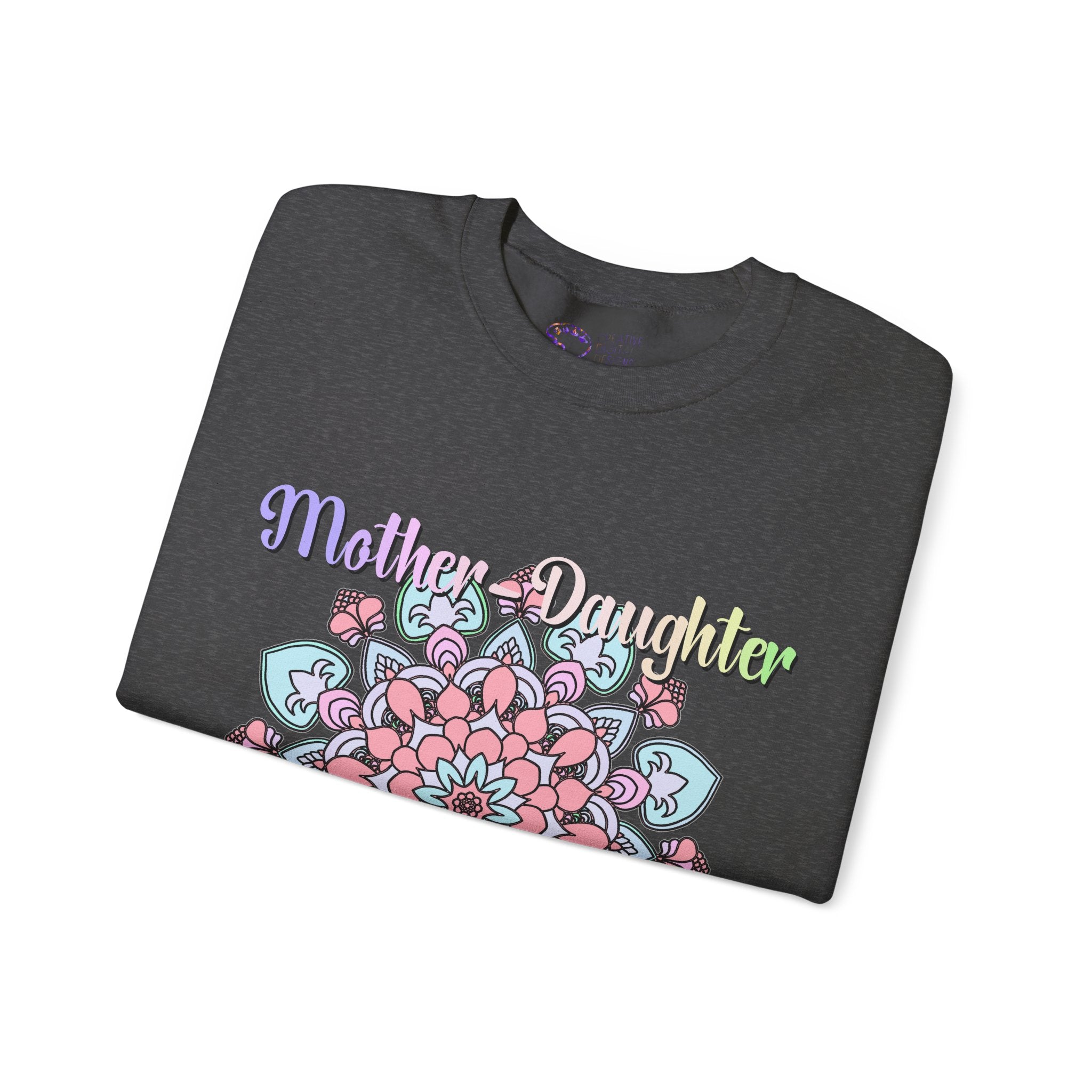 Sweatshirt mit Mandala-Muster zur Feier der Mutter-Tochter-Liebe