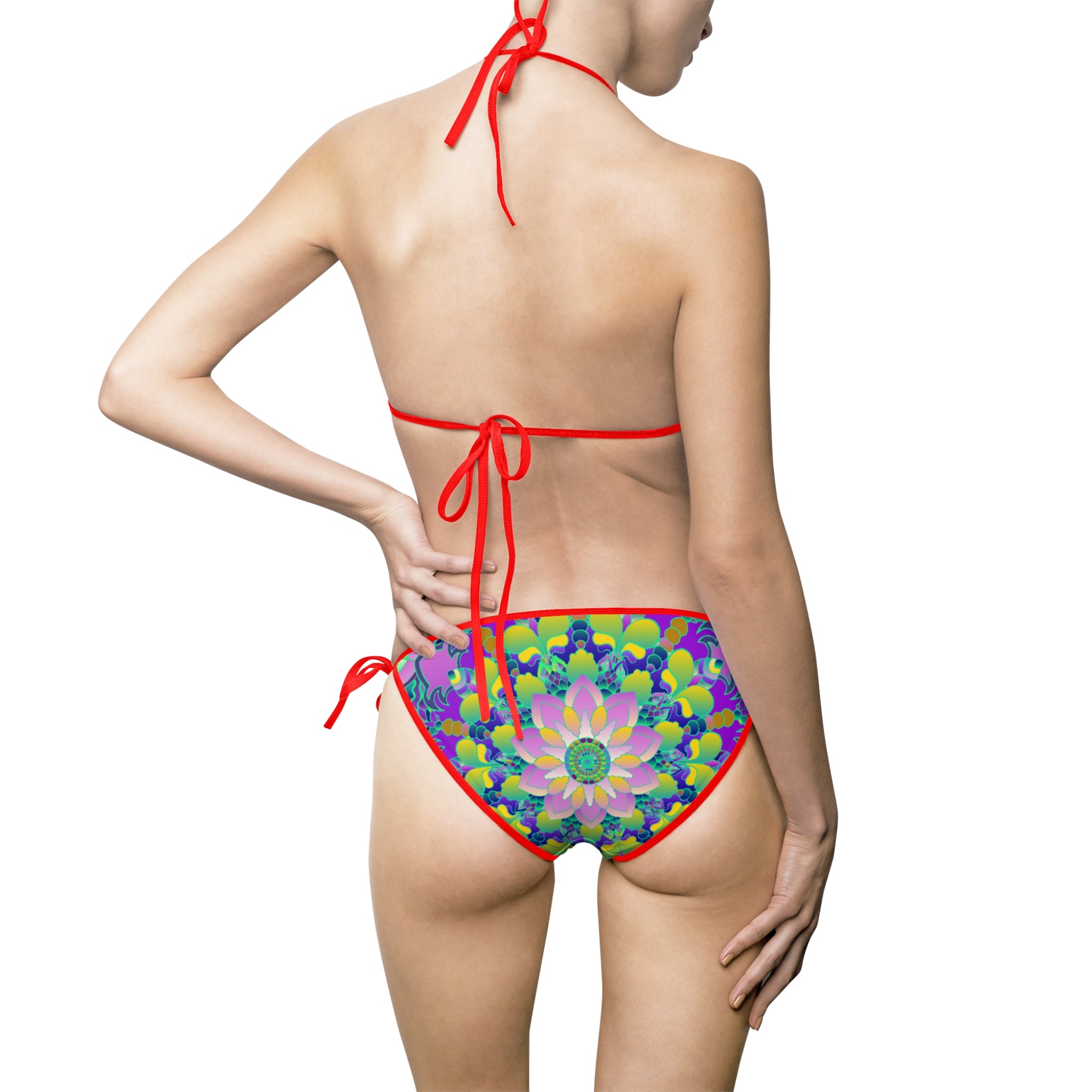 Mandala-inspiriertes Bademoden-Set für eine verspielte Strandatmosphäre