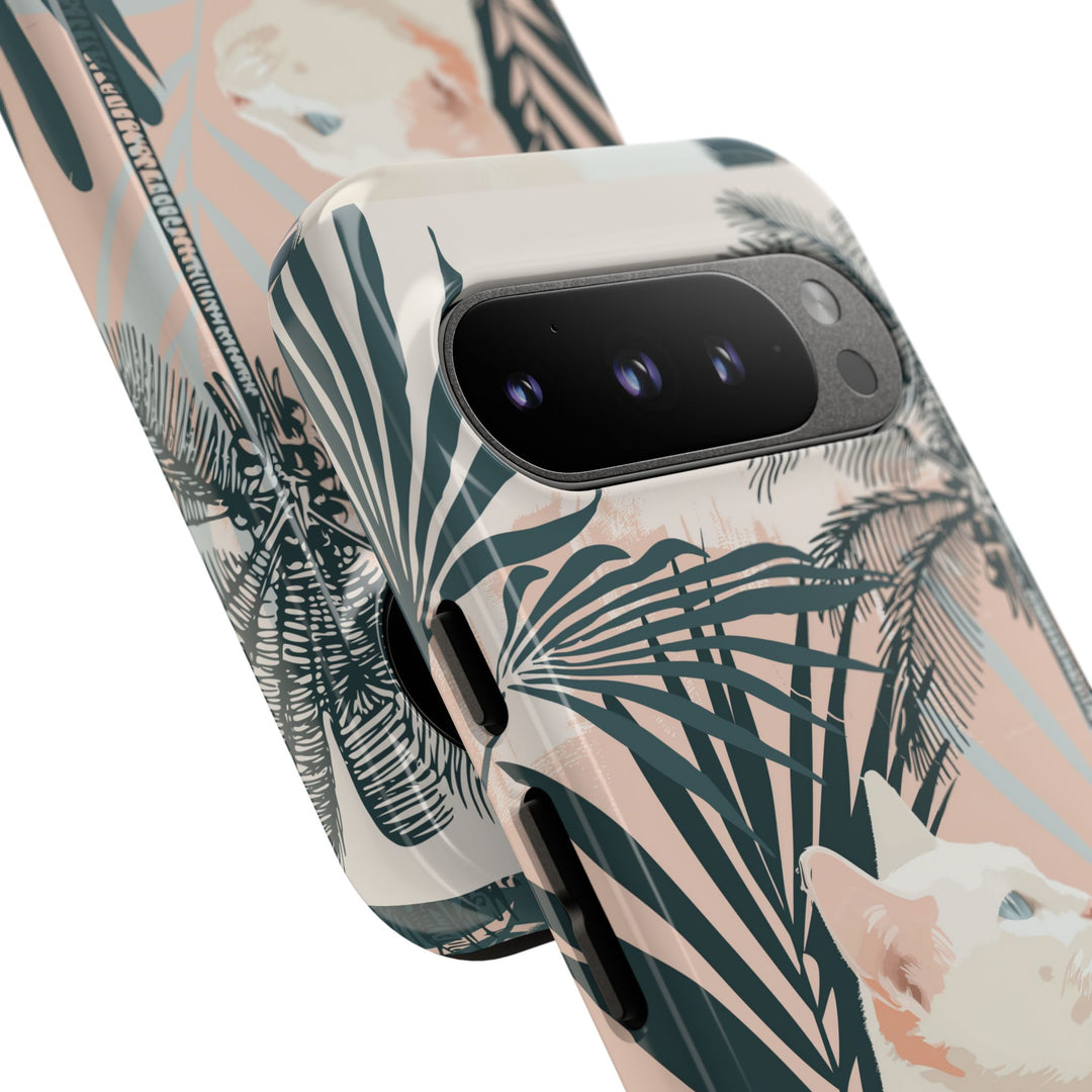 Tropische Katzen-Telefonhülle mit üppigen Palmenmotiven und sanften Pastelltönen