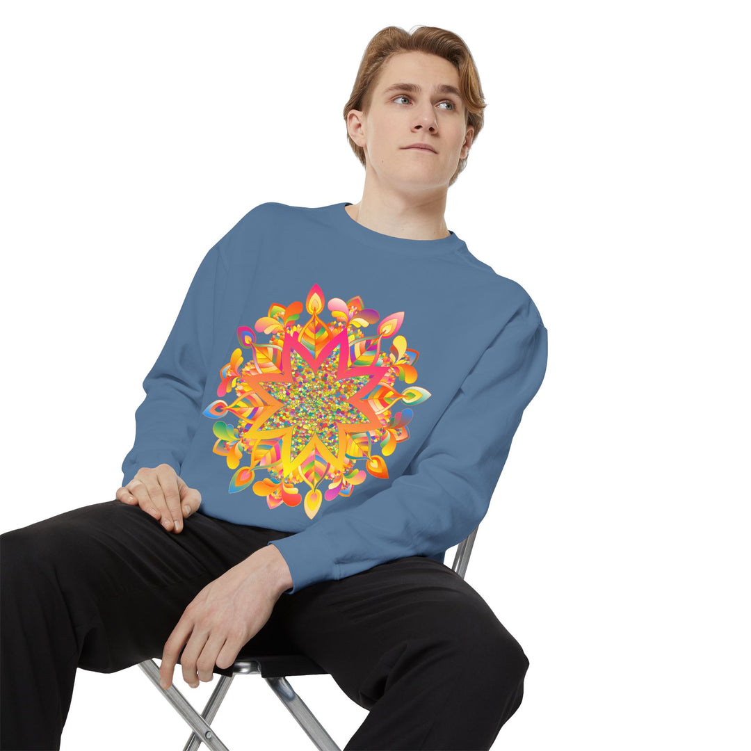 Chic Mandala Sweatshirt with a flattering and comfortable fit