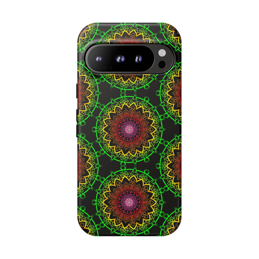 Künstlerische Mandala-Telefonhülle mit kräftigen Mustern und modernem Flair