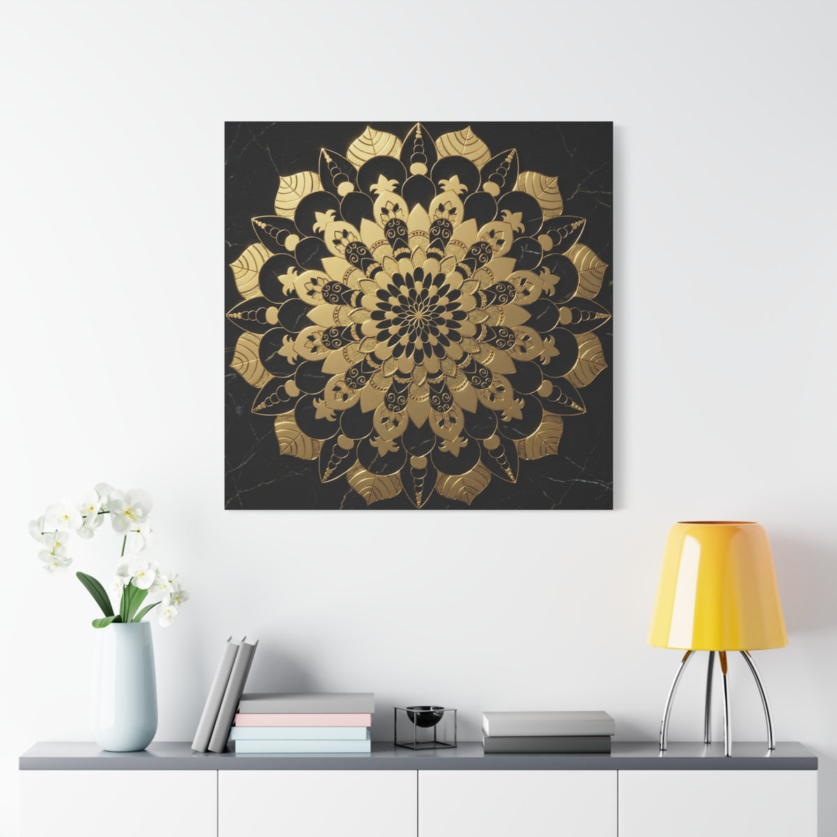 Infinite Bloom – Verziertes goldenes Mandala auf Leinwand