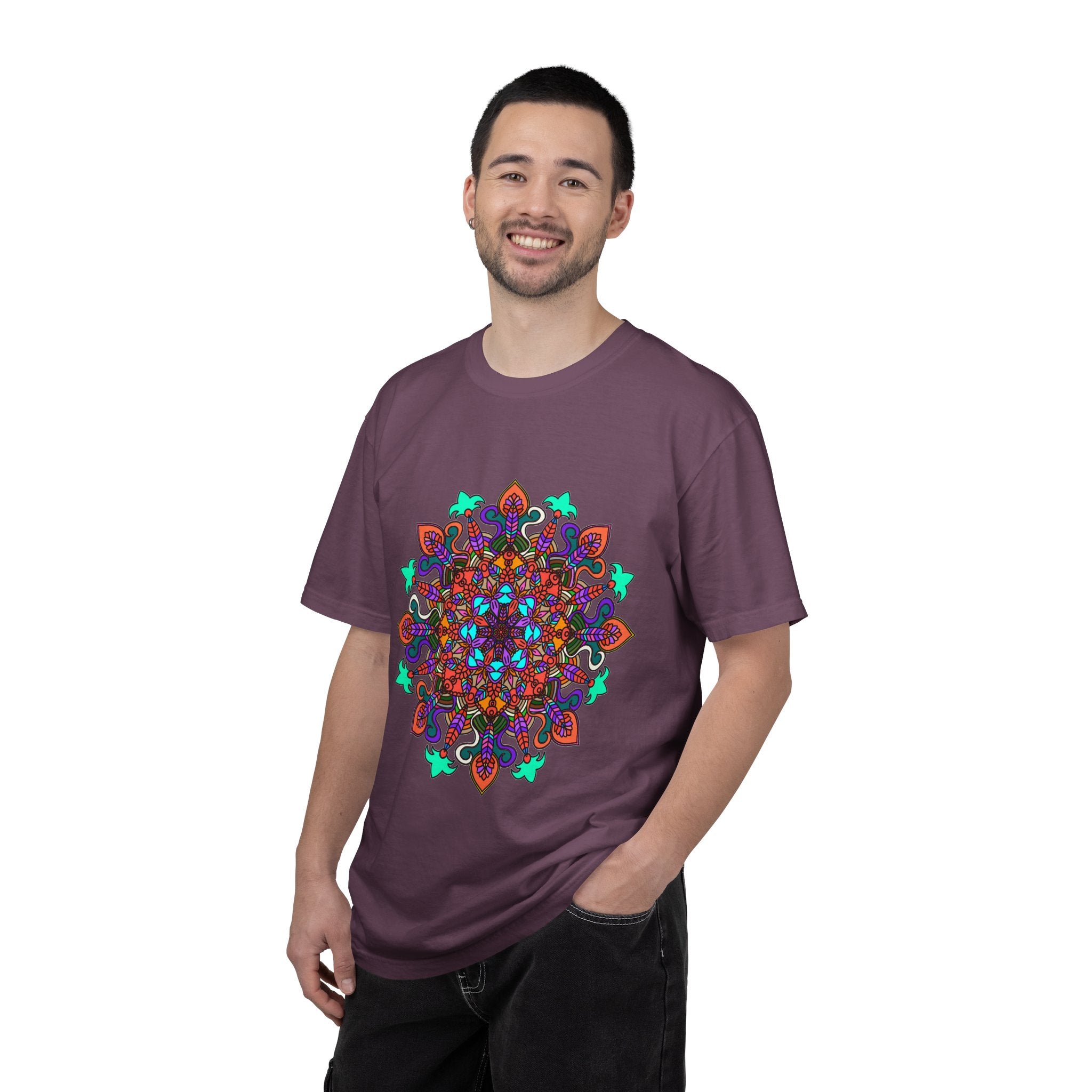 T-shirt con disegno mandala fatto a mano - 100% cotone