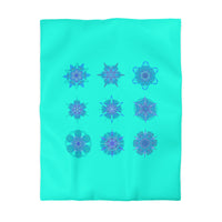 Christmas Snowflakes Microfiber Duvet Cover Mandala Art Drawn by Hand - Mandala on Aqua background - Blululi