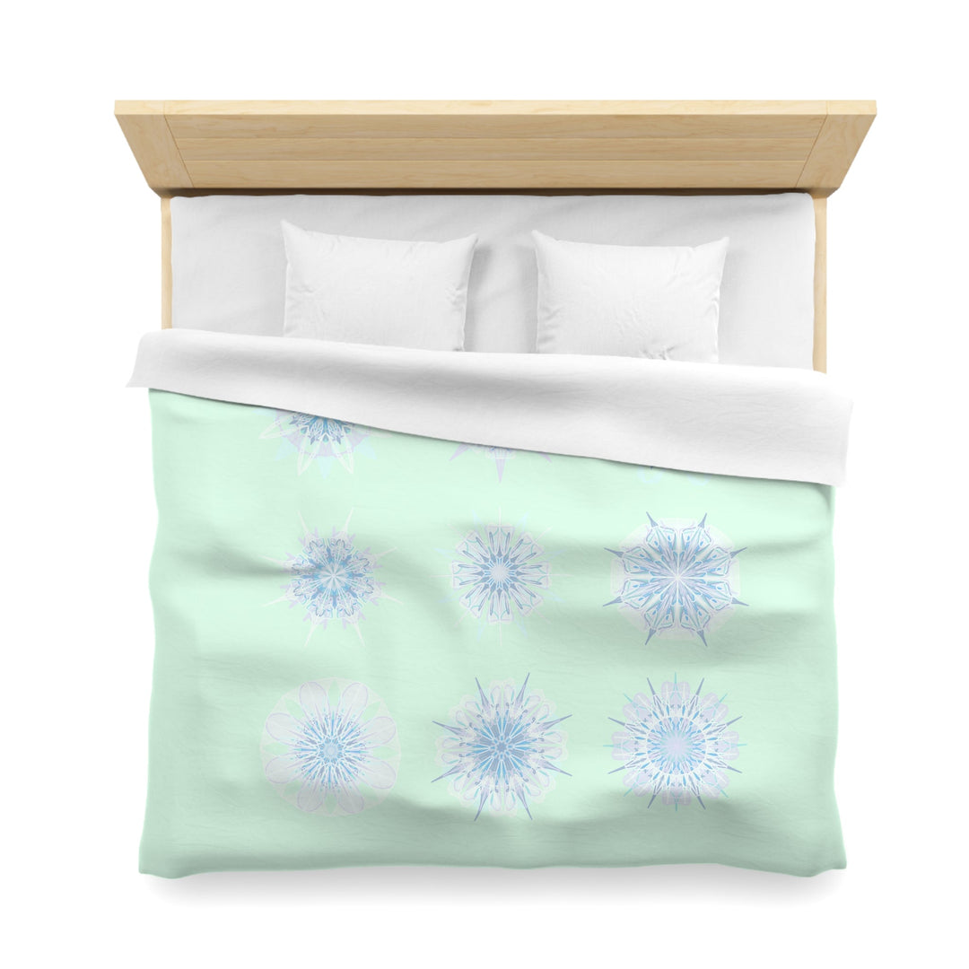 Christmas Snowflakes Microfiber Duvet Cover Mandala Art Drawn by Hand - Mandala on Minty Fresh background - Blululi