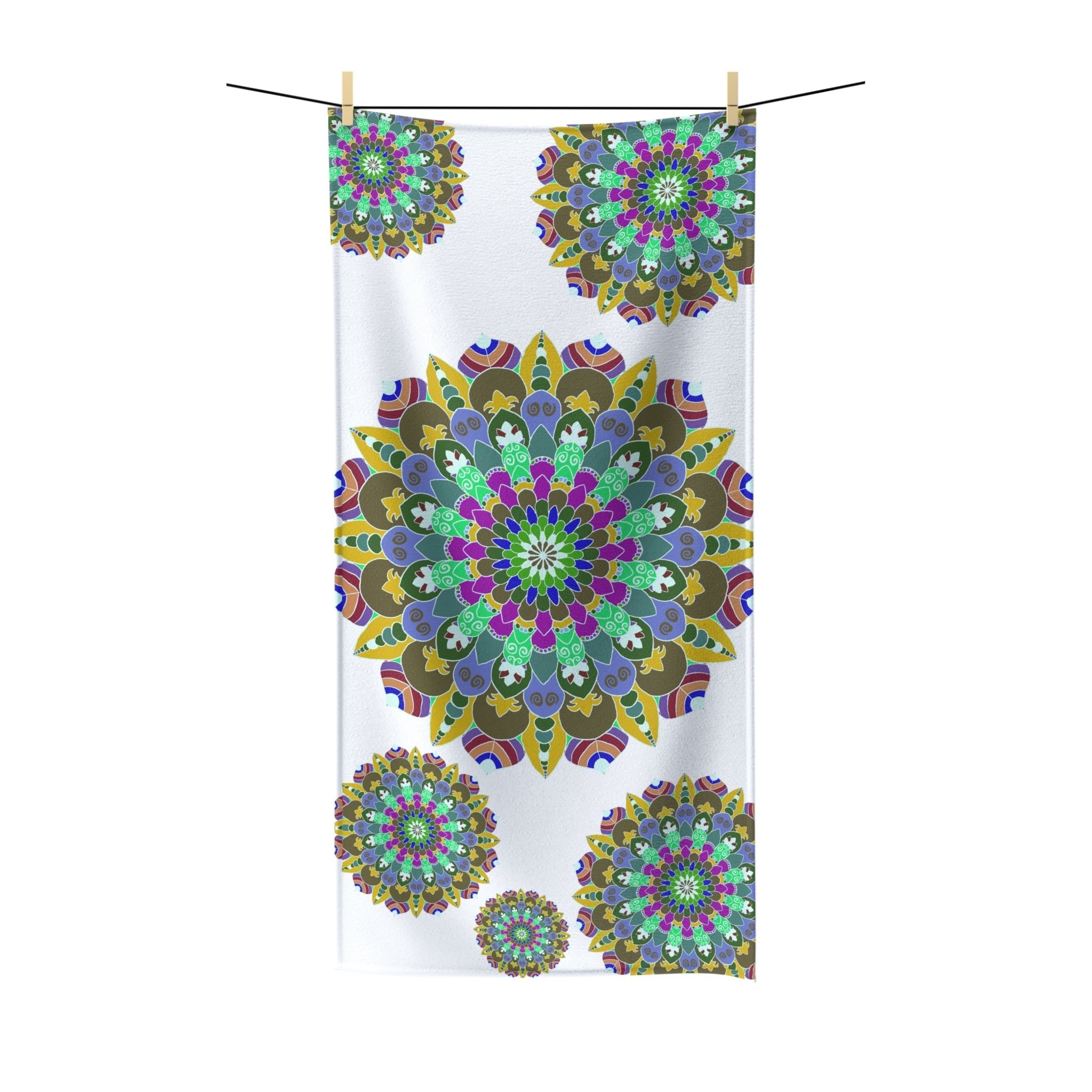 Intricate Mandala Bath Towel - Colorful & Vibrant Home Decor - Blululi