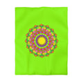 Mandala Duvet Cover for Kids' Bed - Hand - drawn Stars and Spirals - Vibrant Green - Fun and Colorful Spring Flower Design - Blululi