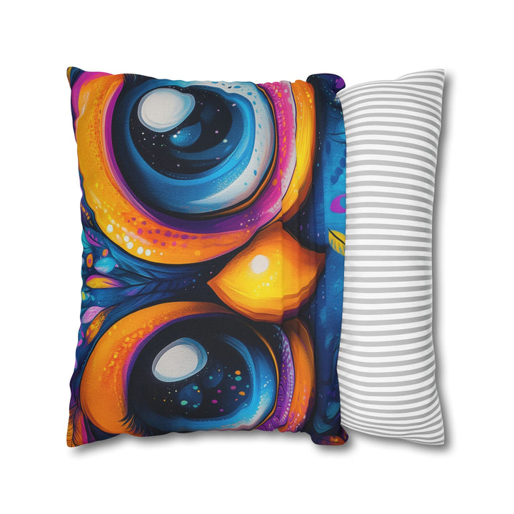 Square Pillowcase - Cute Colorful Howl Design for Nature Inspired Lifestyle Home Decor - Blululi
