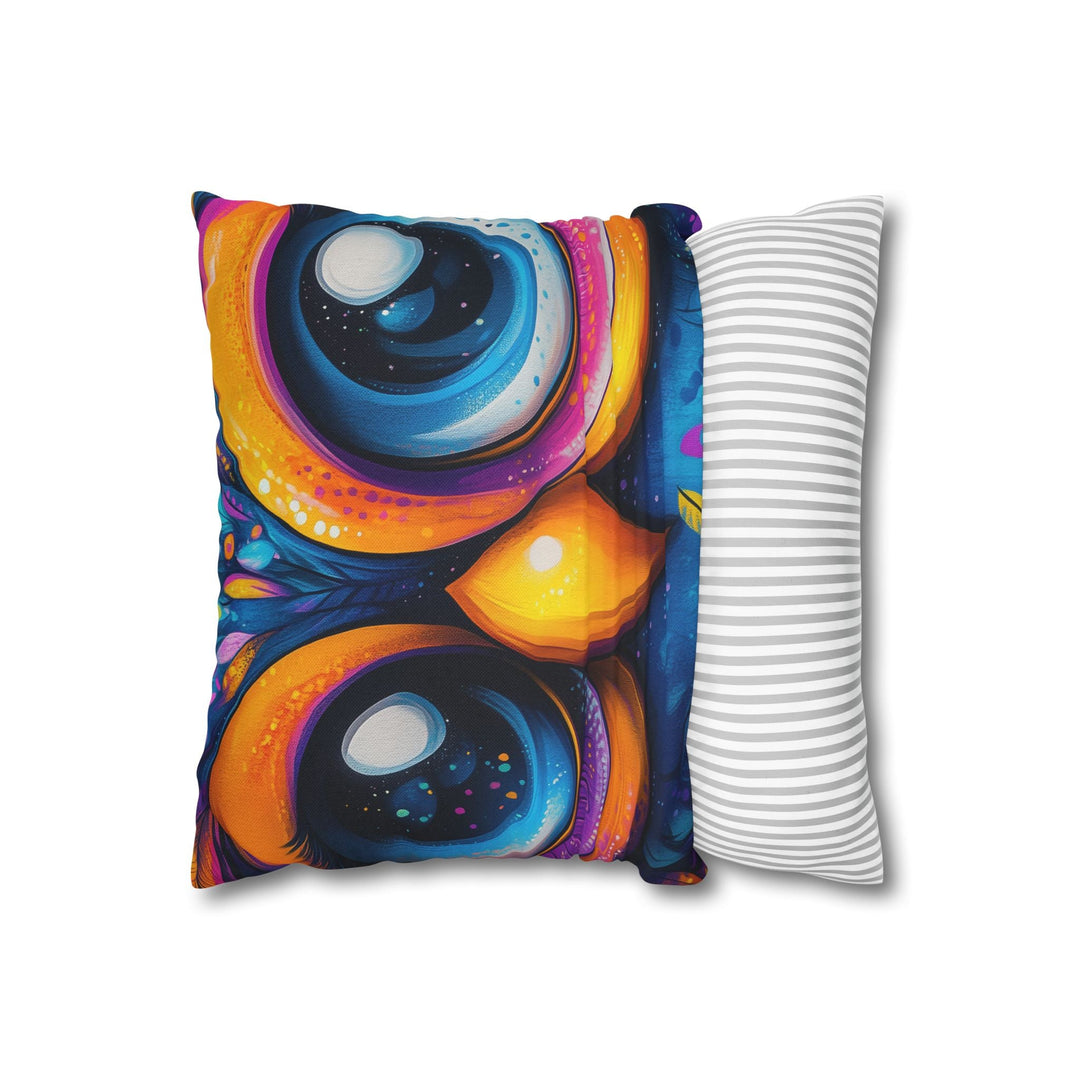 Square Pillowcase - Cute Colorful Howl Design for Nature Inspired Lifestyle Home Decor - Blululi