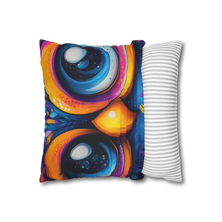 Square Pillowcase - Cute Colorful Howl Design for Nature Inspired Lifestyle Home Decor - Blululi